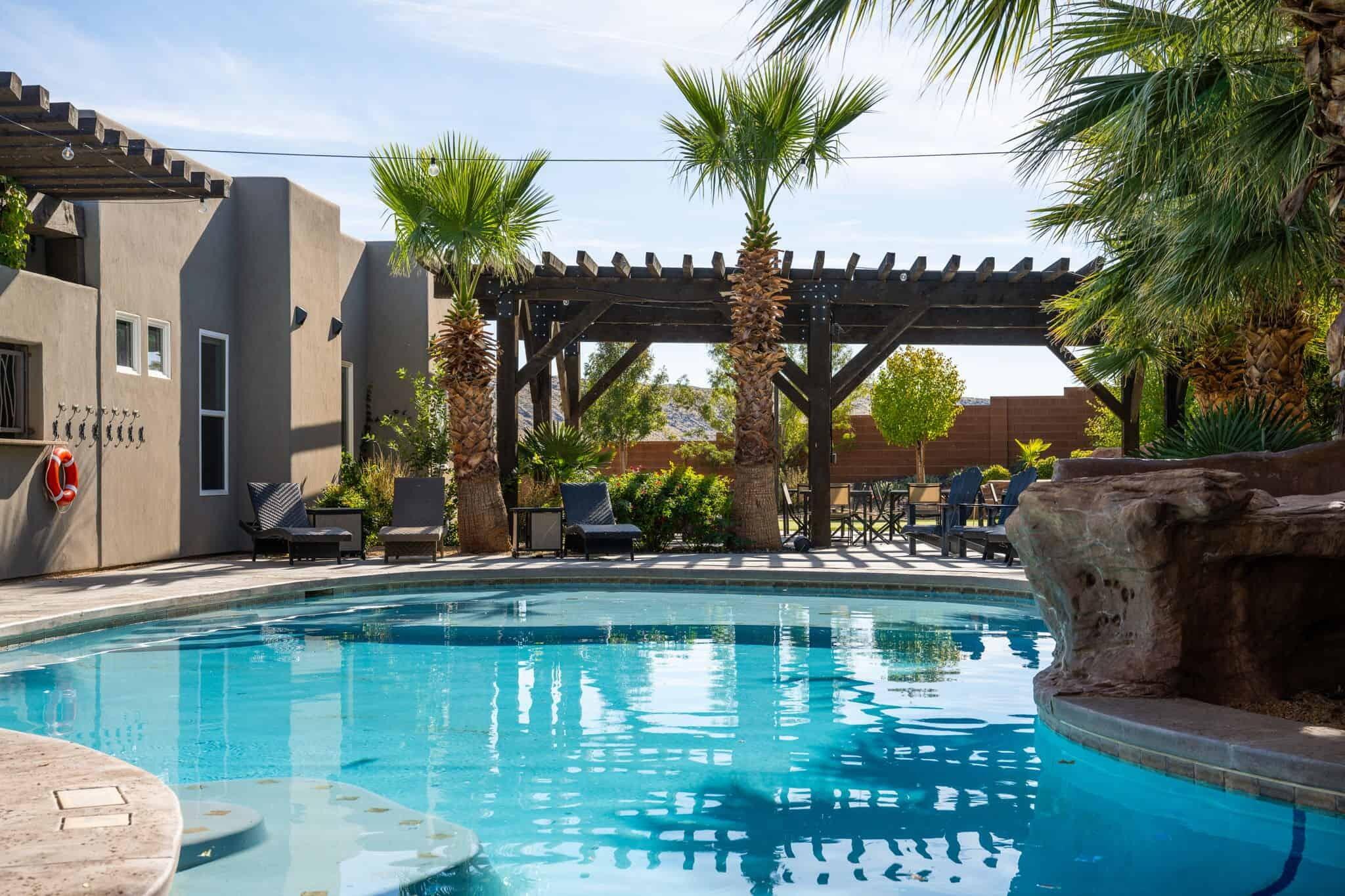 ADOBE HILLS - Residential