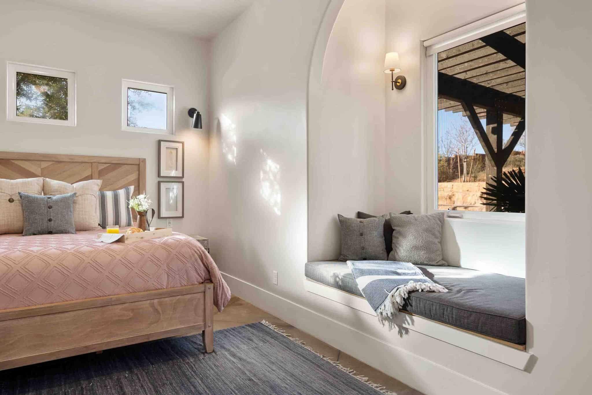 ADOBE HILLS - Residential