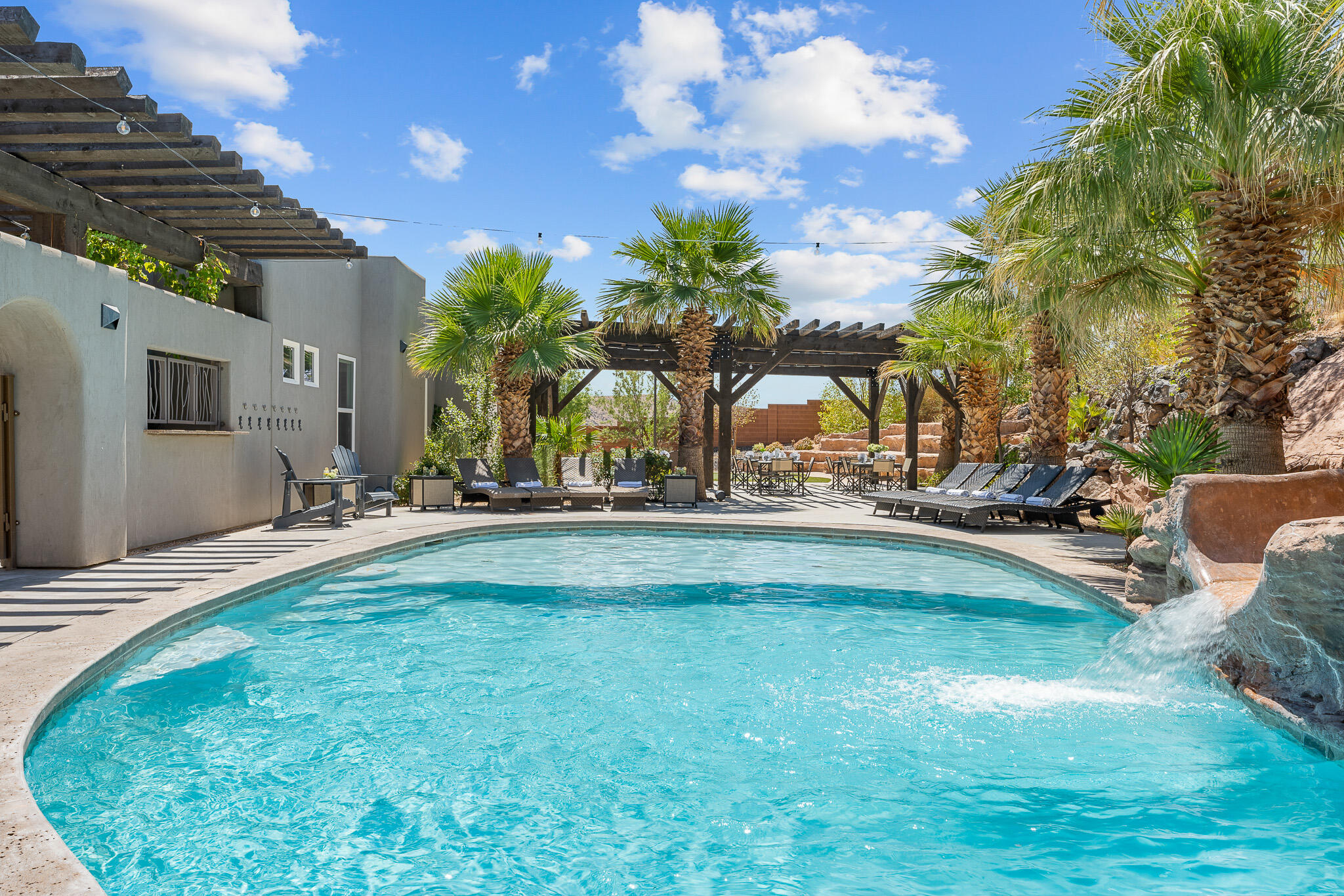 ADOBE HILLS - Residential