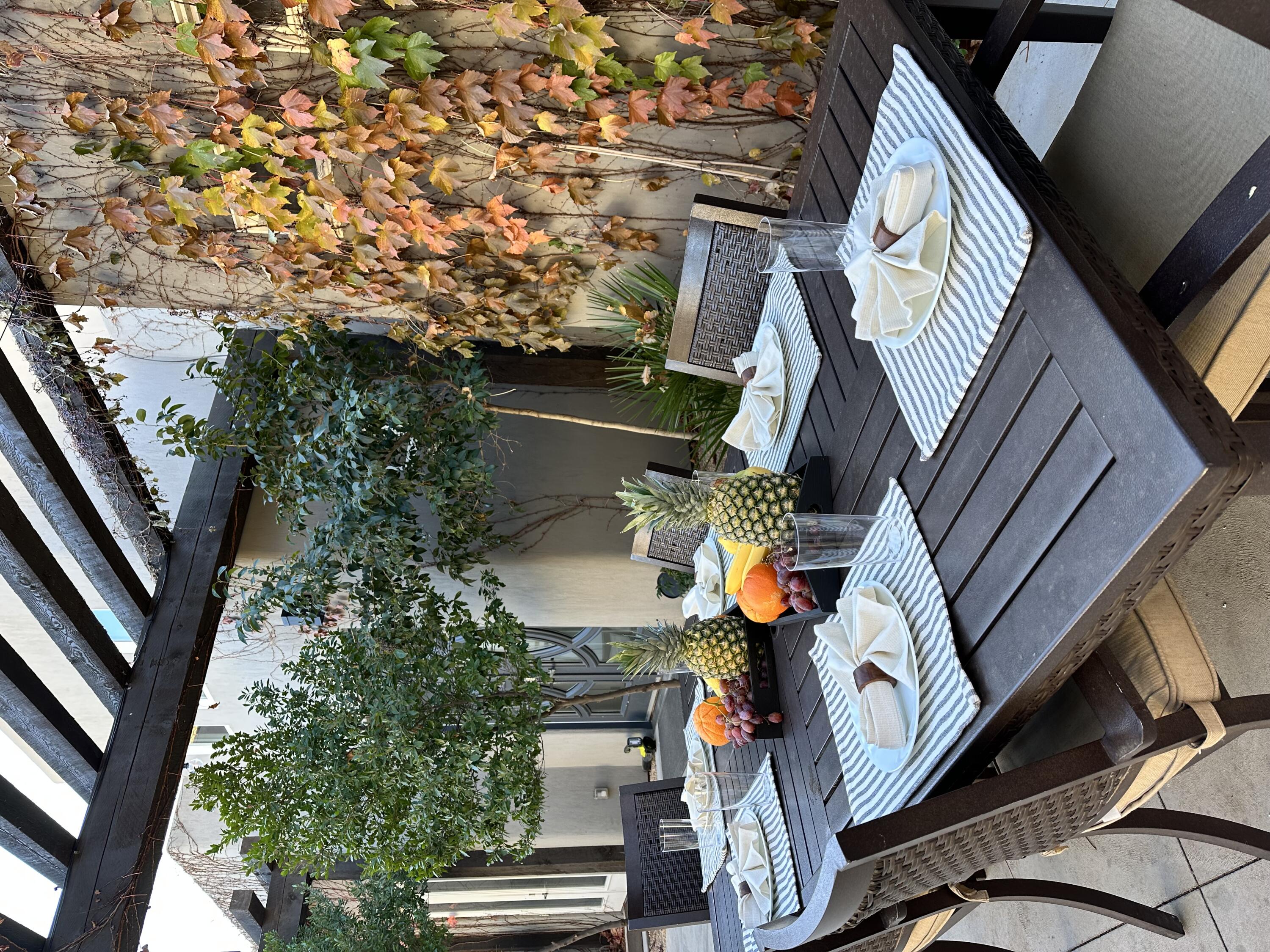 ADOBE HILLS - Residential