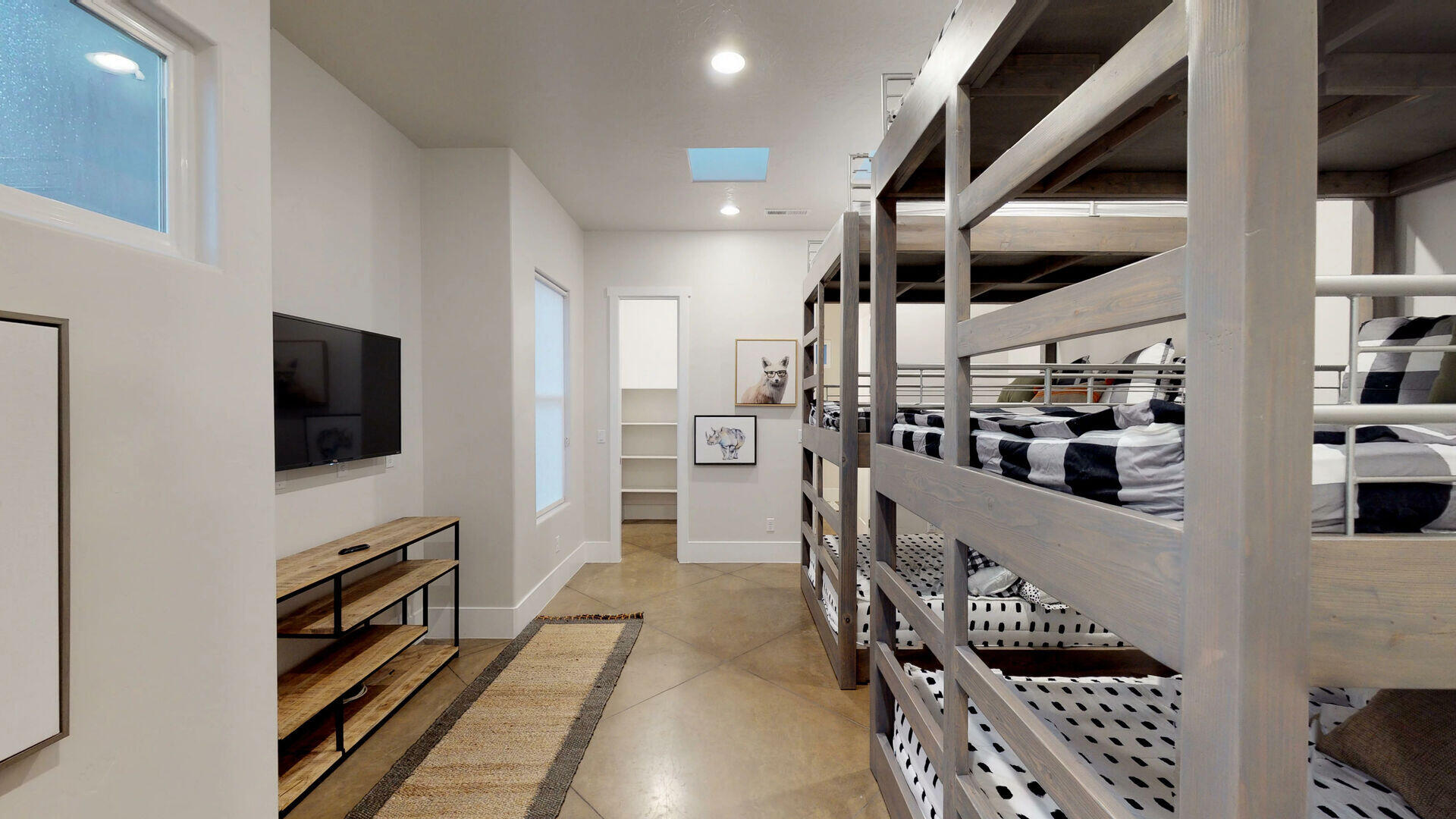 ADOBE HILLS - Residential