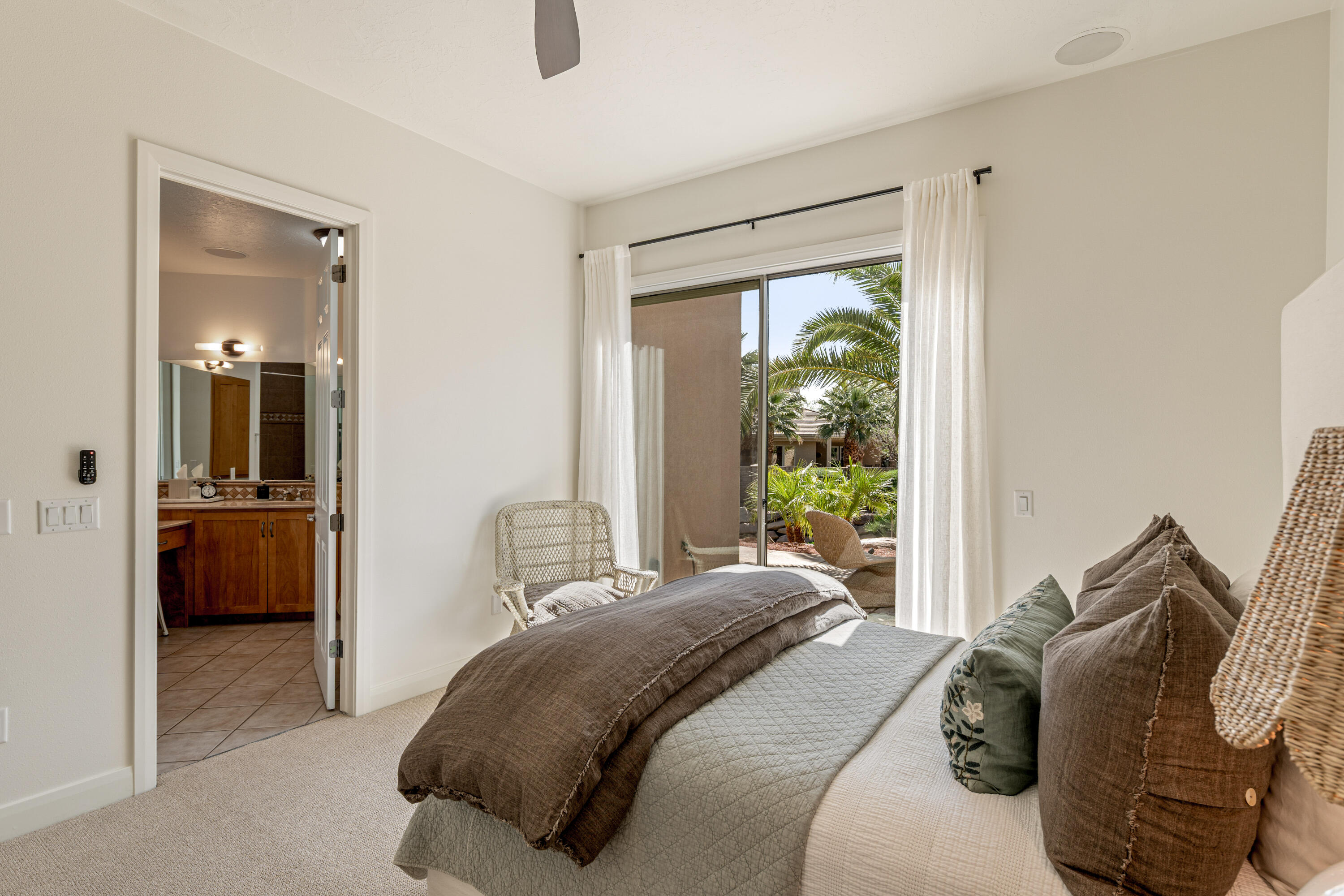 STONE CLIFF - Residential