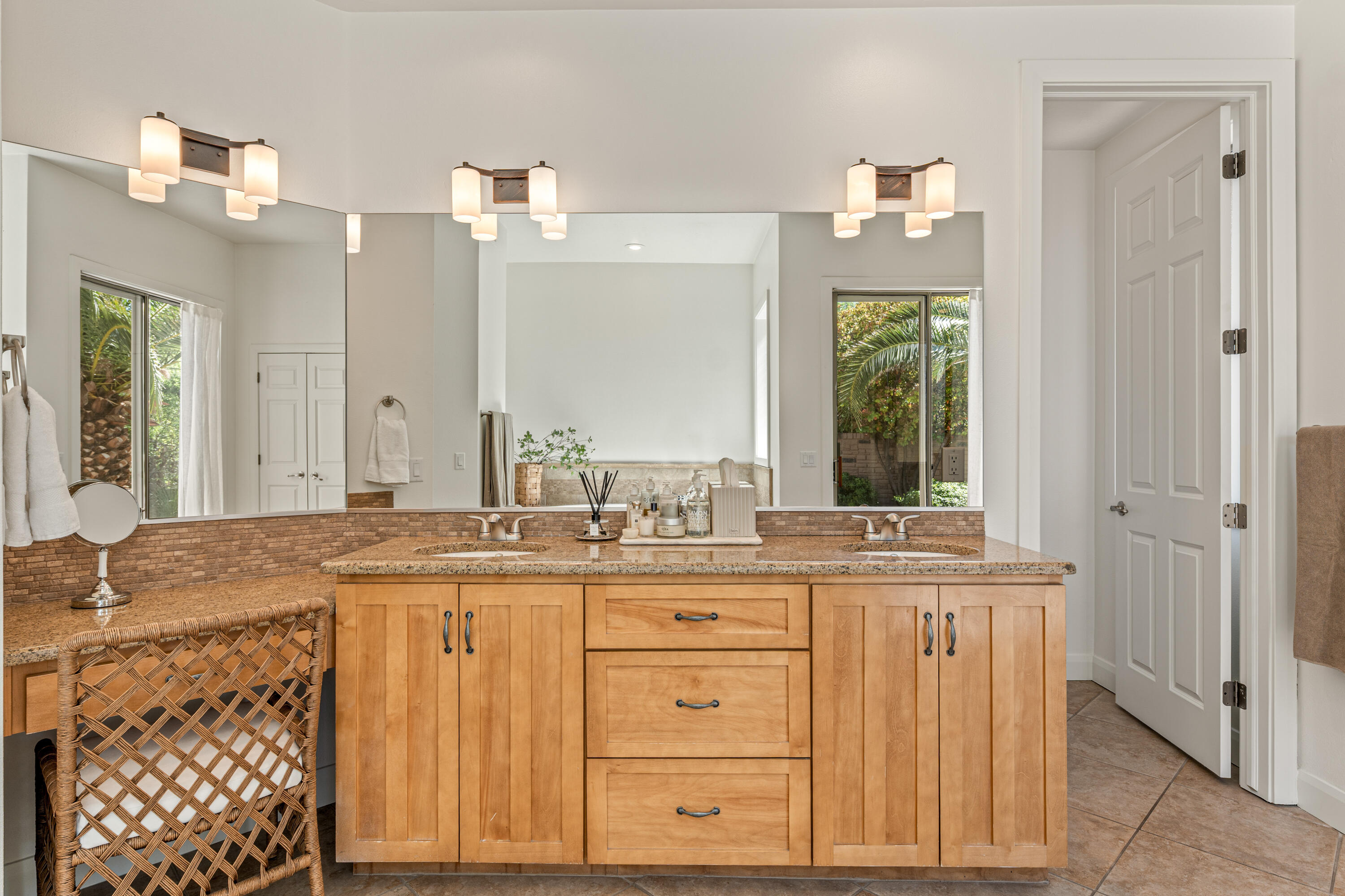 STONE CLIFF - Residential