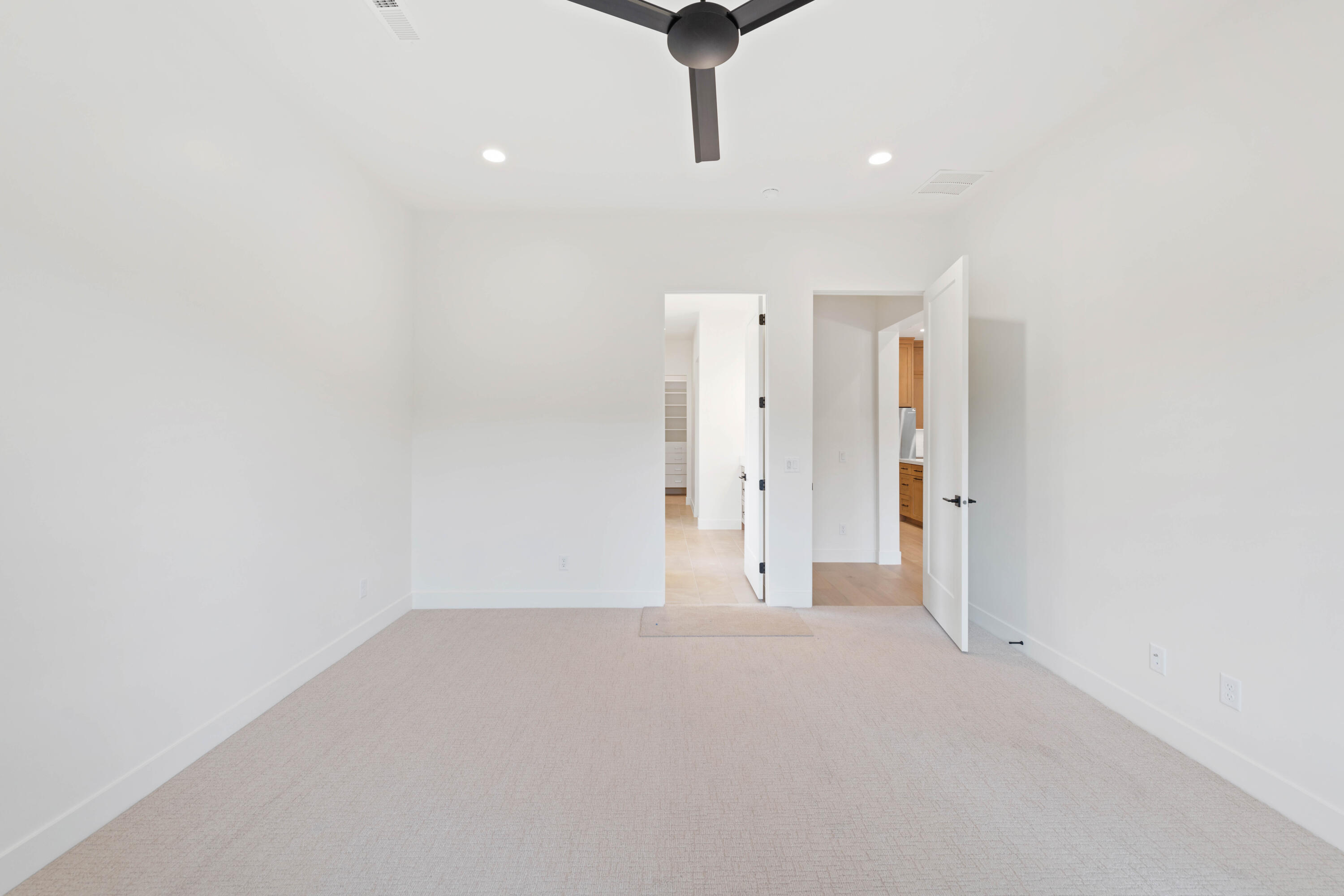 CRESCENT POINTE TOWNHOMES AT SUNBROOK - Residential