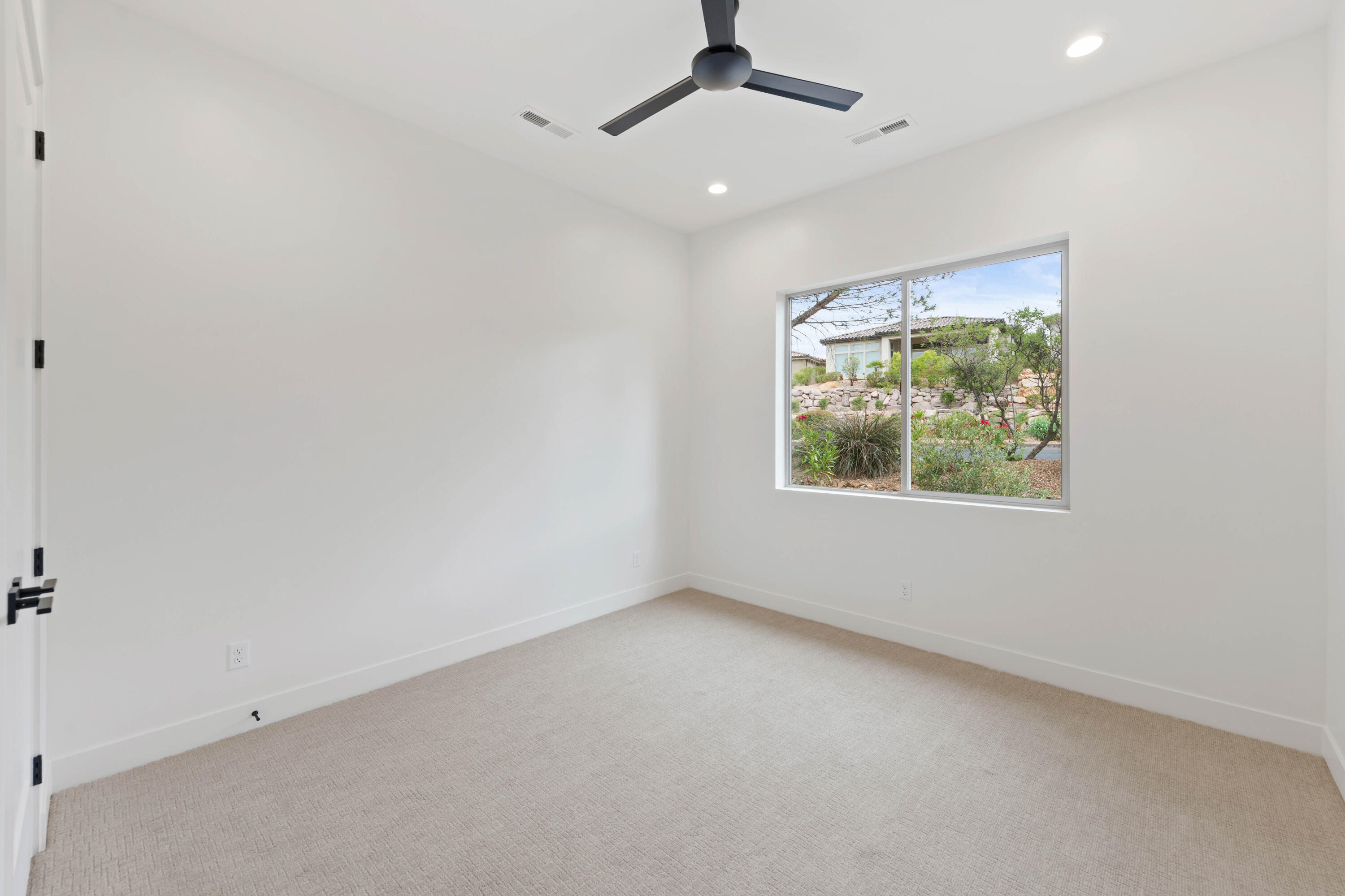 CRESCENT POINTE TOWNHOMES AT SUNBROOK - Residential