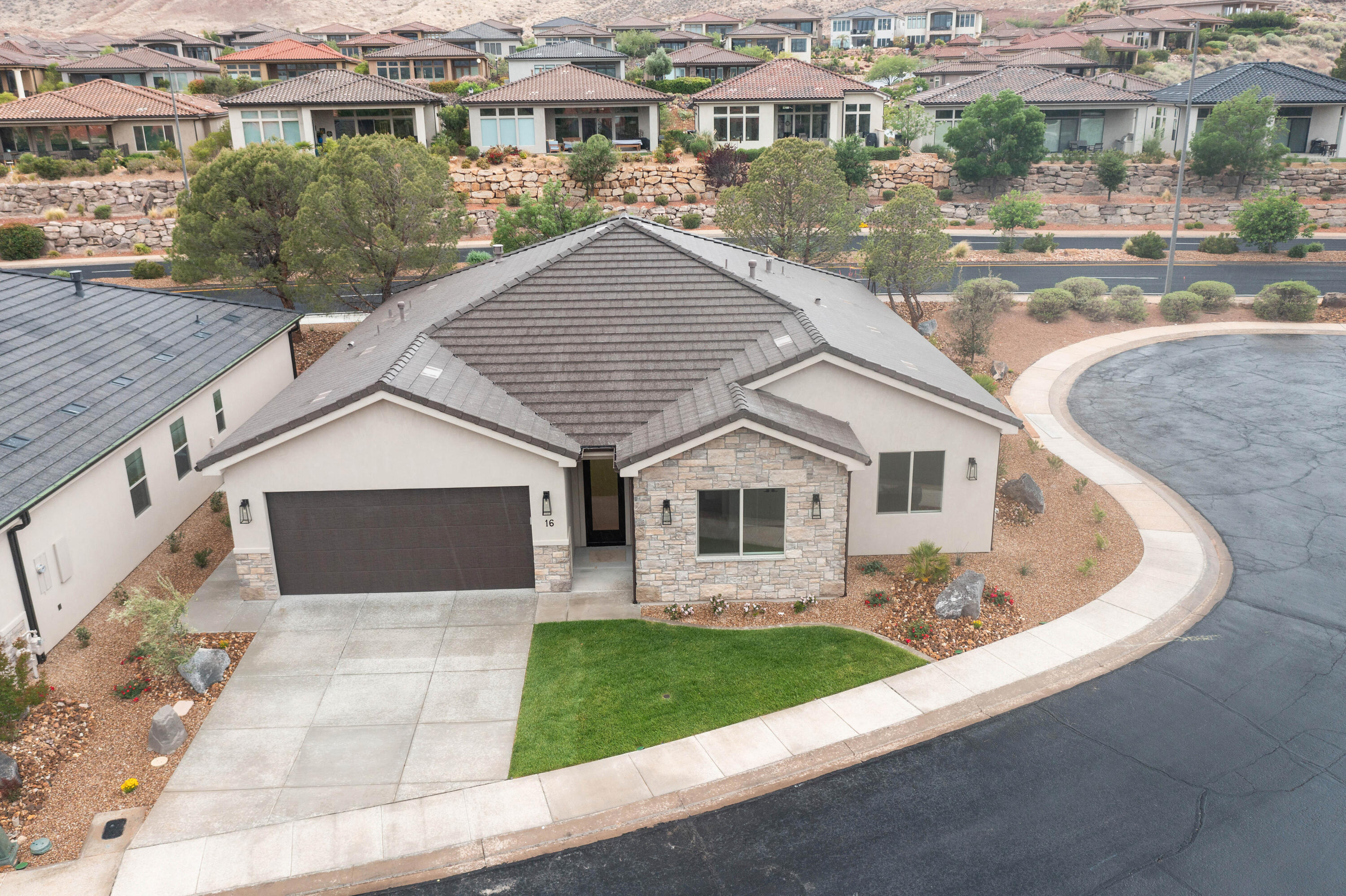 CRESCENT POINTE TOWNHOMES AT SUNBROOK - Residential