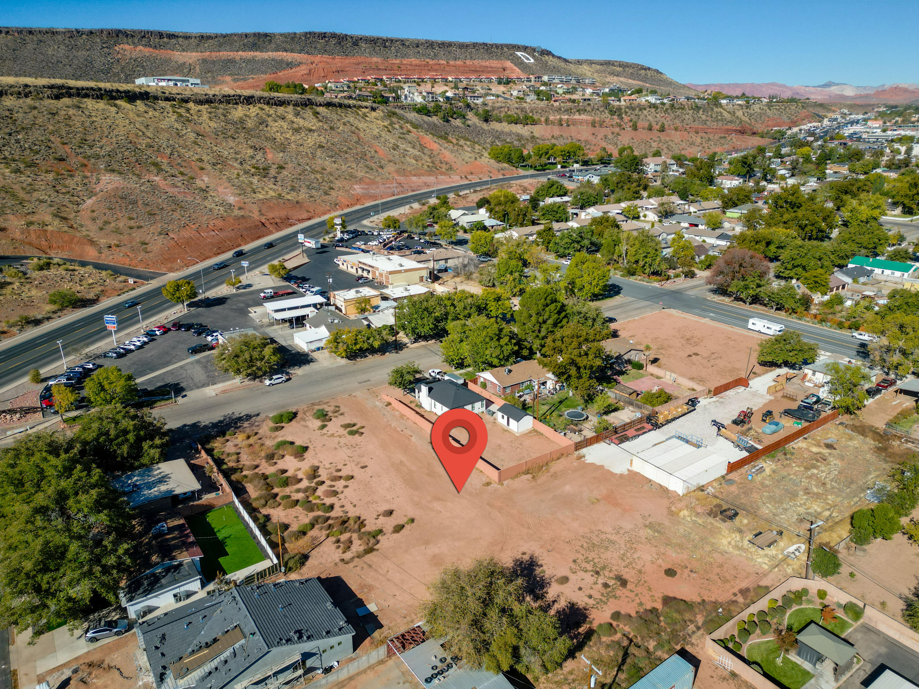 ST GEORGE TOWNSITE - Land