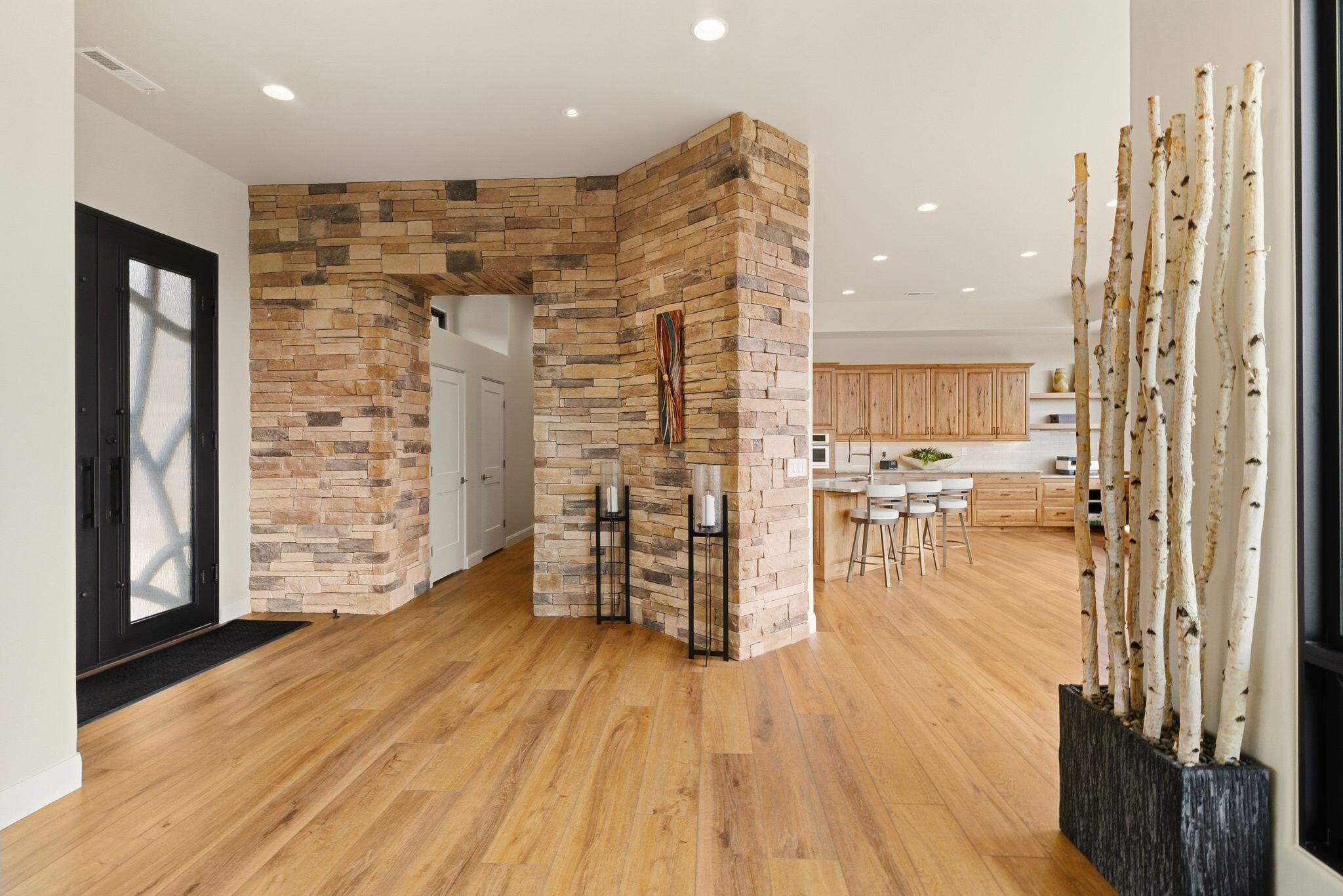 PINION HILLS - Residential