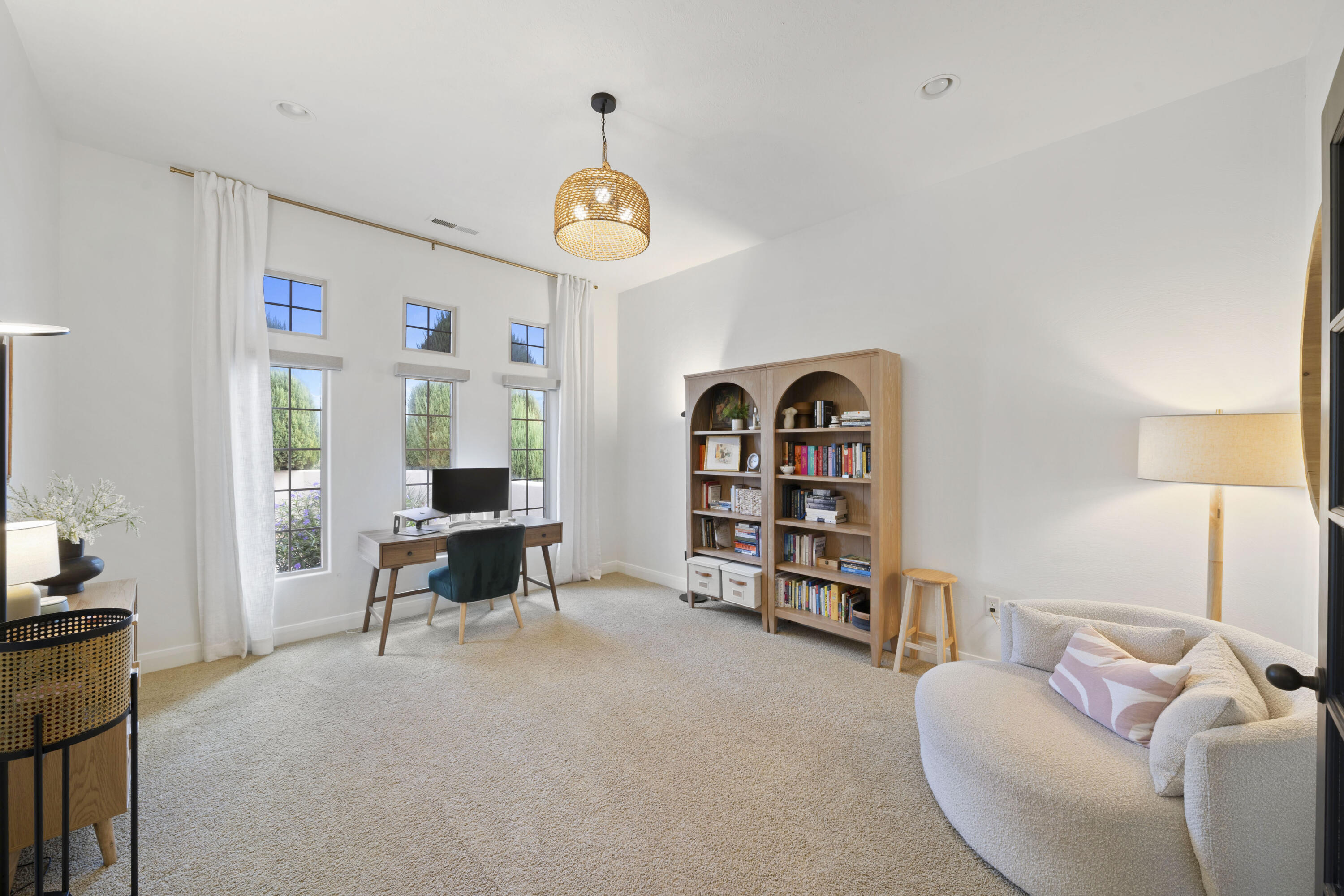 KNOLLS AT LITTLE VALLEY - Residential