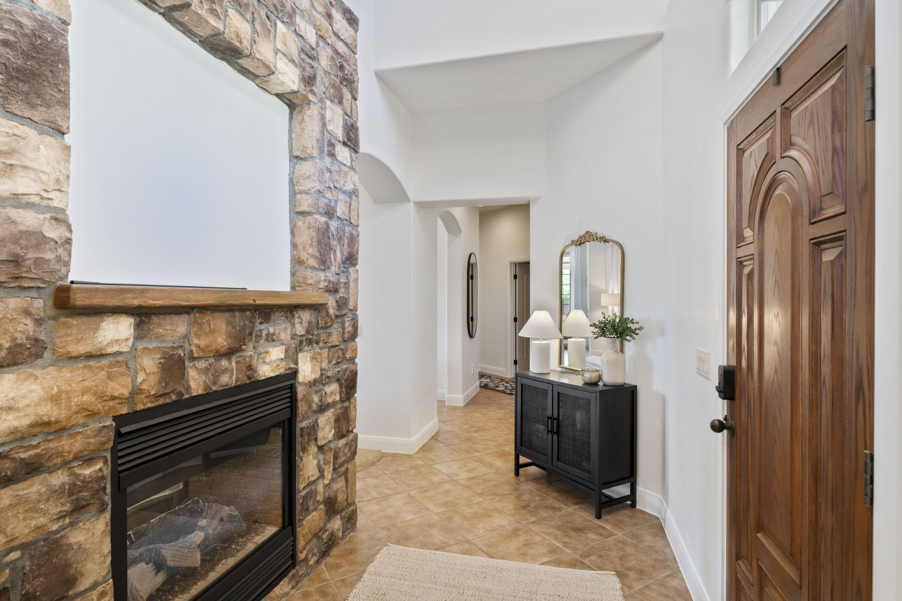 KNOLLS AT LITTLE VALLEY - Residential