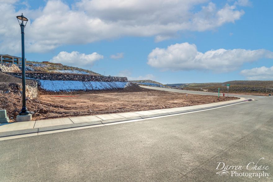 Large lot located in the newly developed Hurricane subdivision of Rock View Estates. Mountain & Valley views, No HOA. 
Buyer, bring your own builder!
Buyer & Buyers Agent to Verify all listing information.