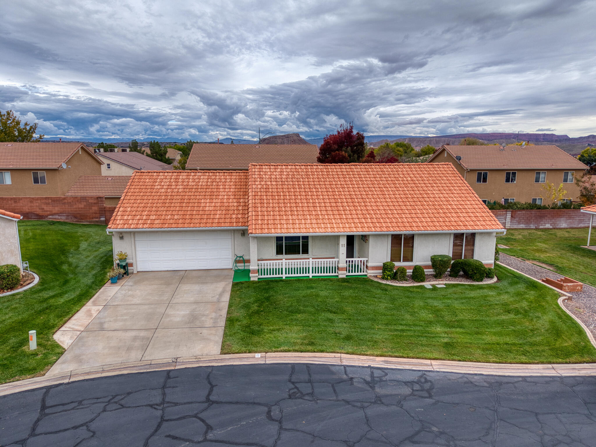 SUNCREST TOWNHOMES - Residential