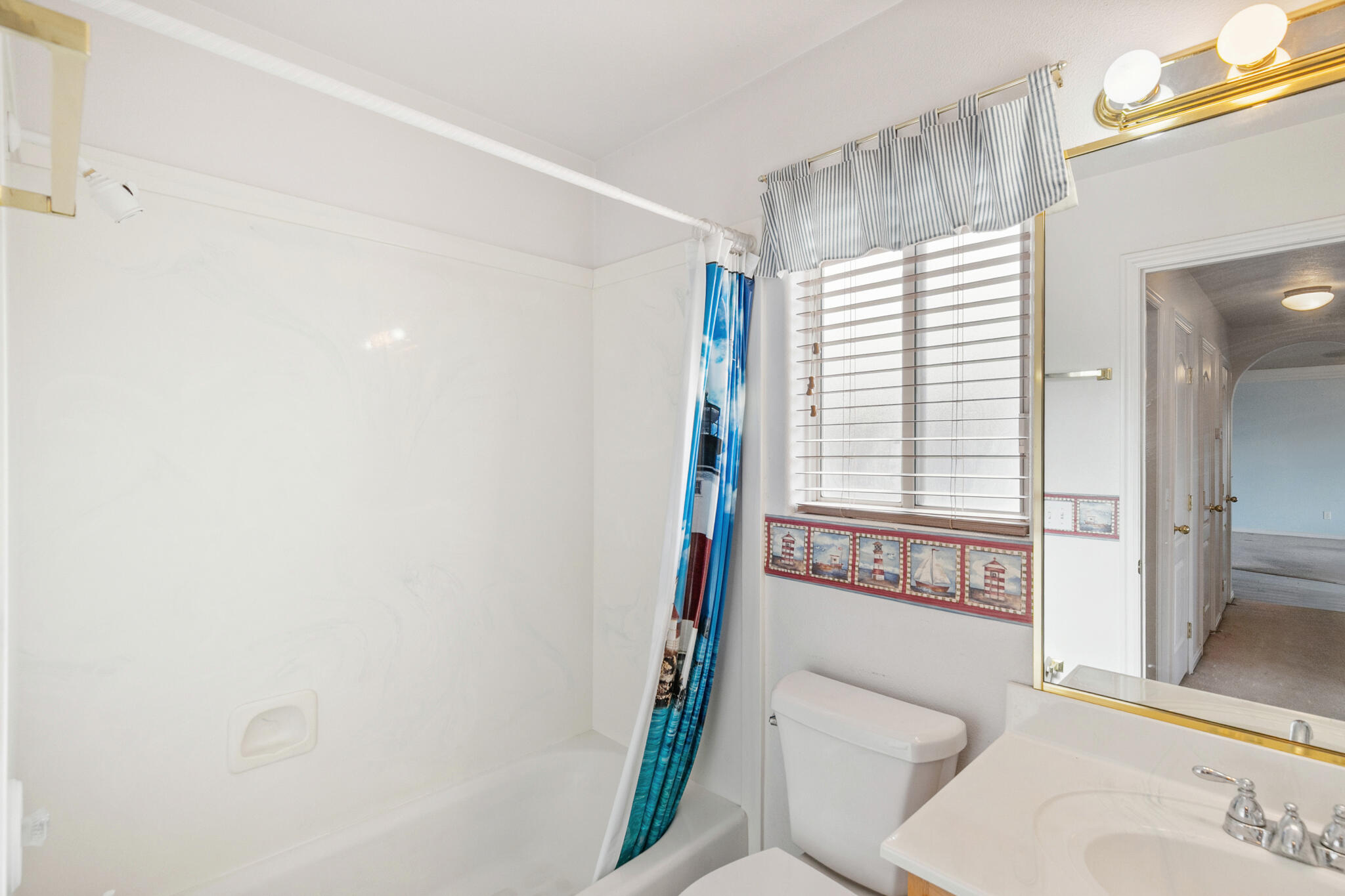 SUNCREST TOWNHOMES - Residential