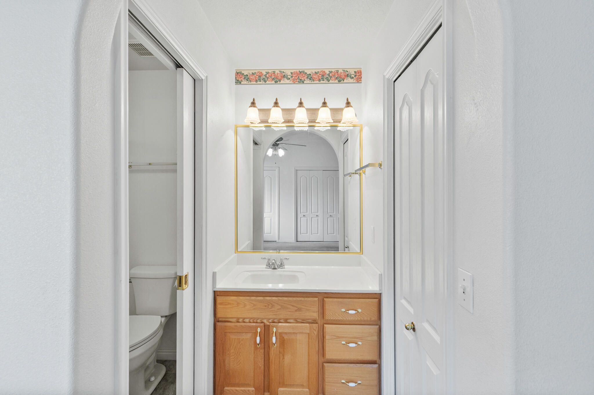 SUNCREST TOWNHOMES - Residential