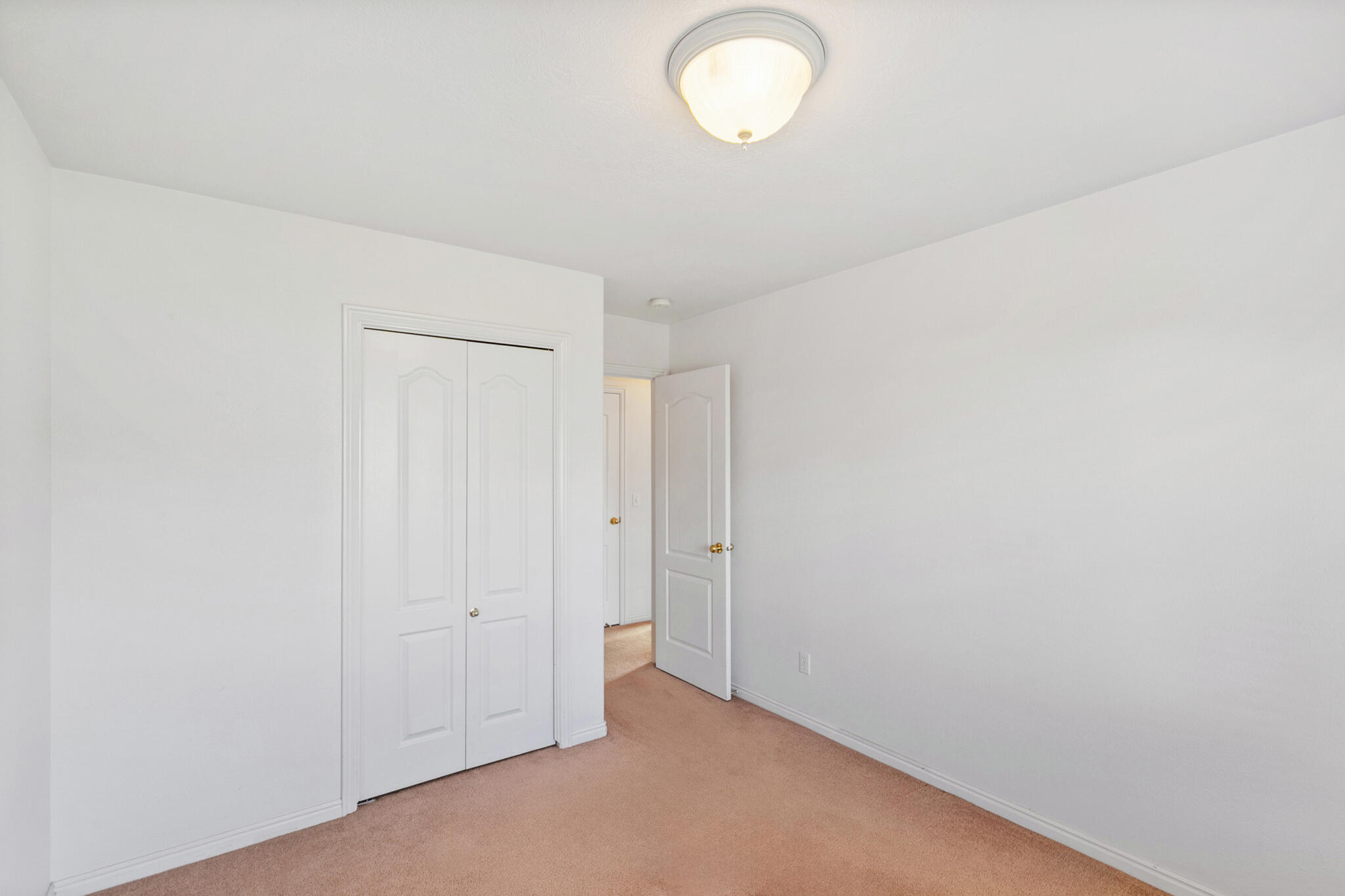 SUNCREST TOWNHOMES - Residential