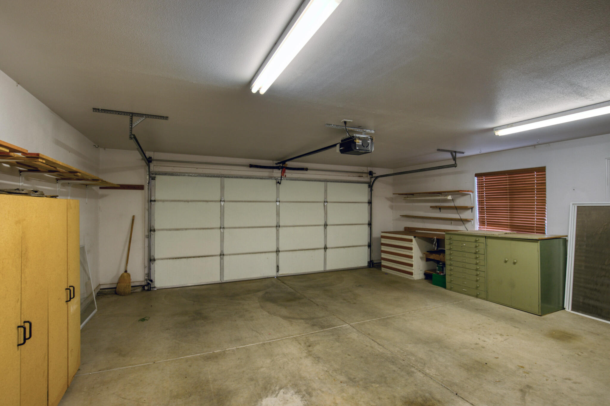 SUNCREST TOWNHOMES - Residential