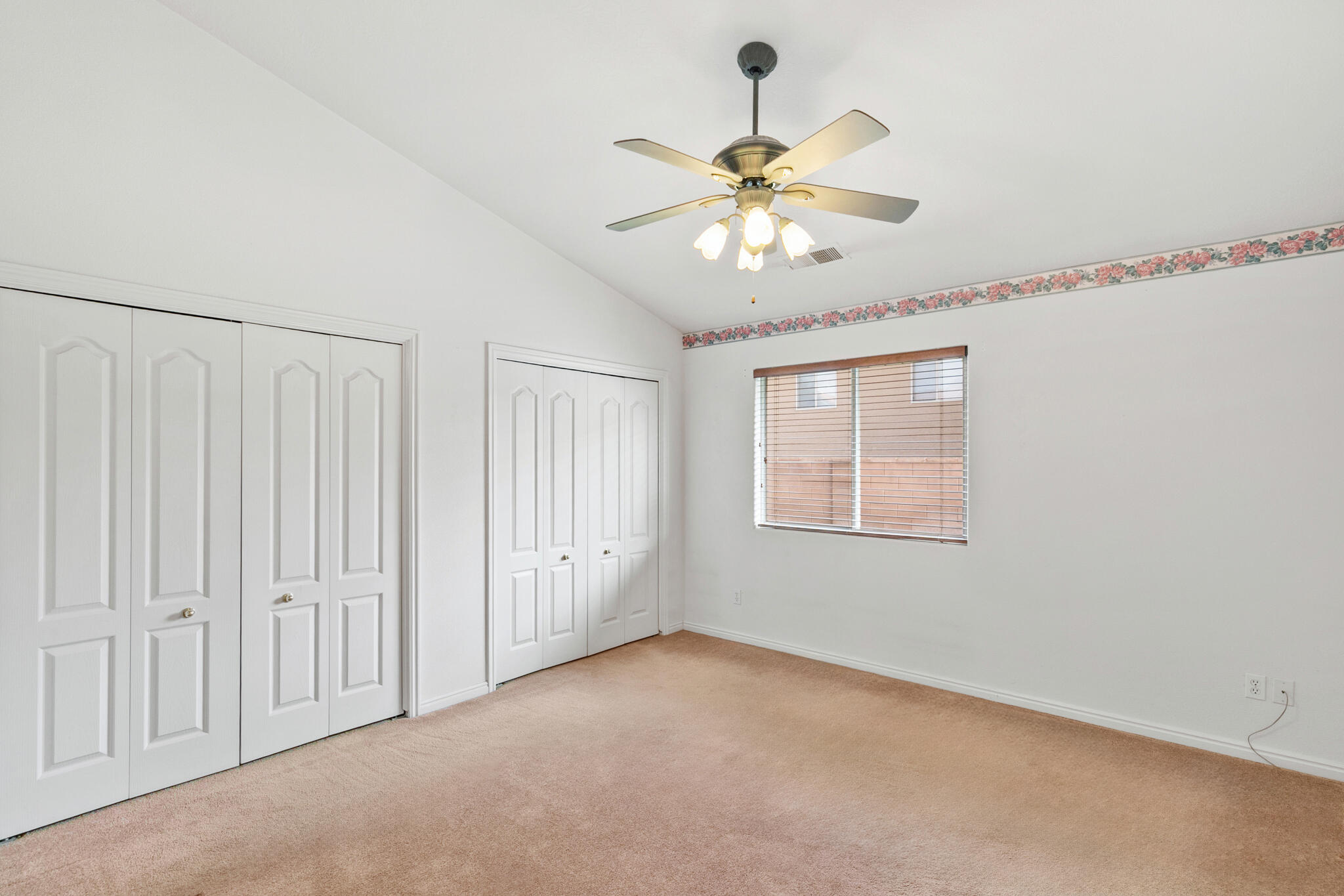 SUNCREST TOWNHOMES - Residential