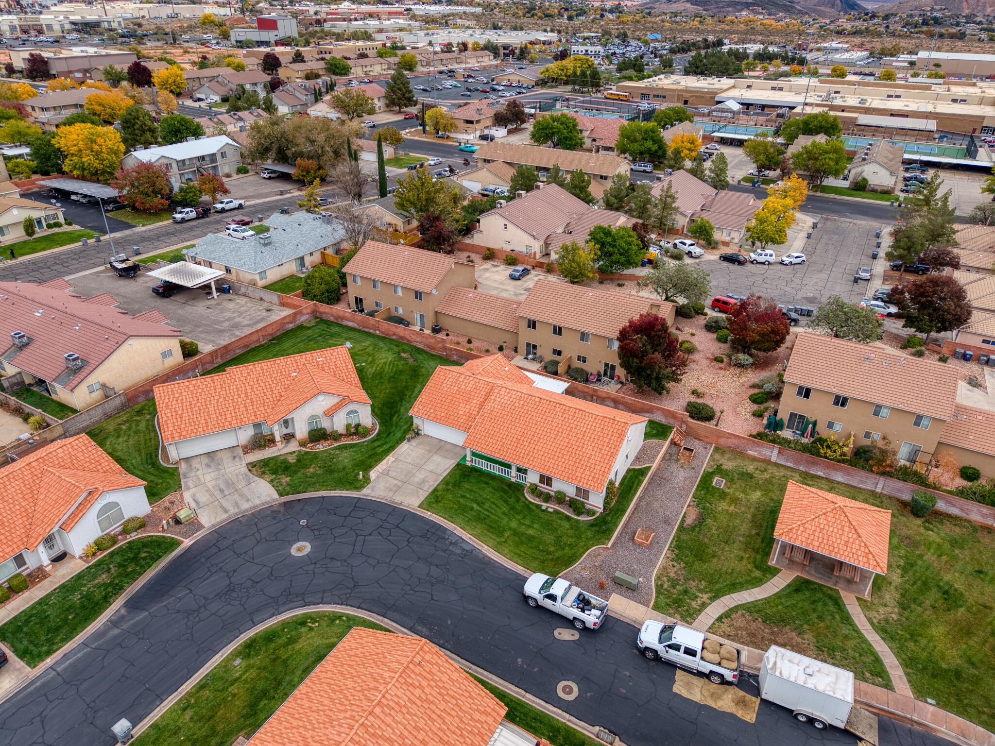 SUNCREST TOWNHOMES - Residential