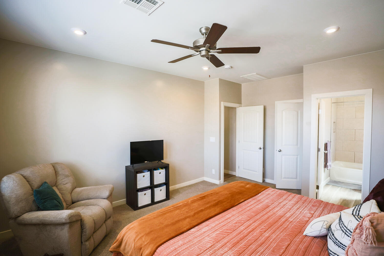 DESERT RAVINE AT SIENNA HILLS - Residential