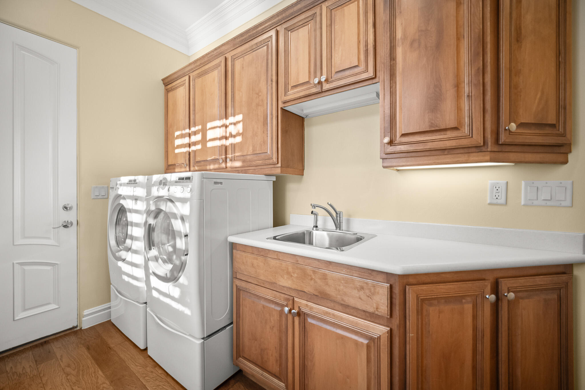 BELLSERA TOWNHOMES AT SUNBROOK - Residential