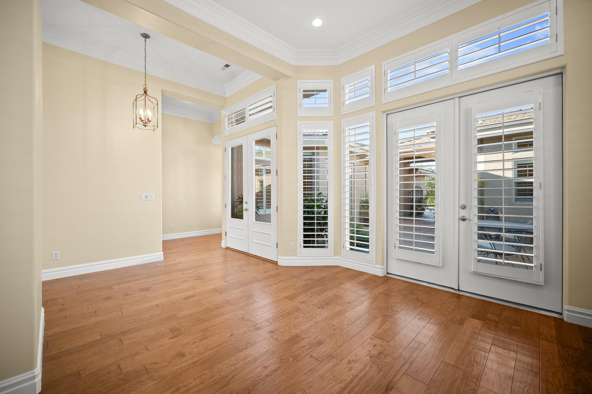 BELLSERA TOWNHOMES AT SUNBROOK - Residential