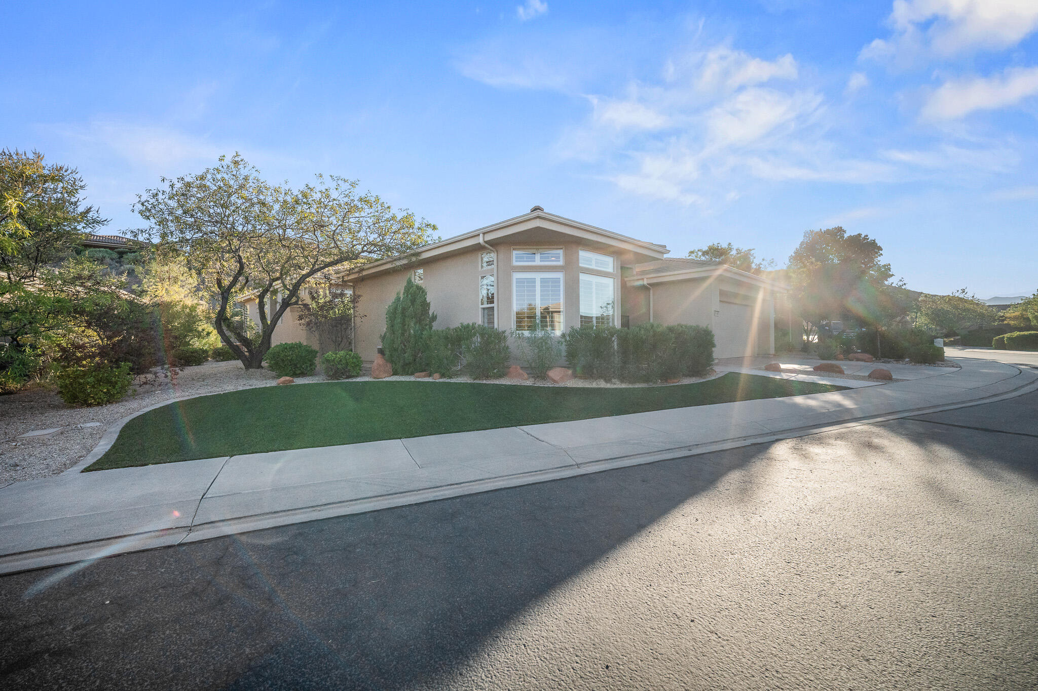 BELLSERA TOWNHOMES AT SUNBROOK - Residential