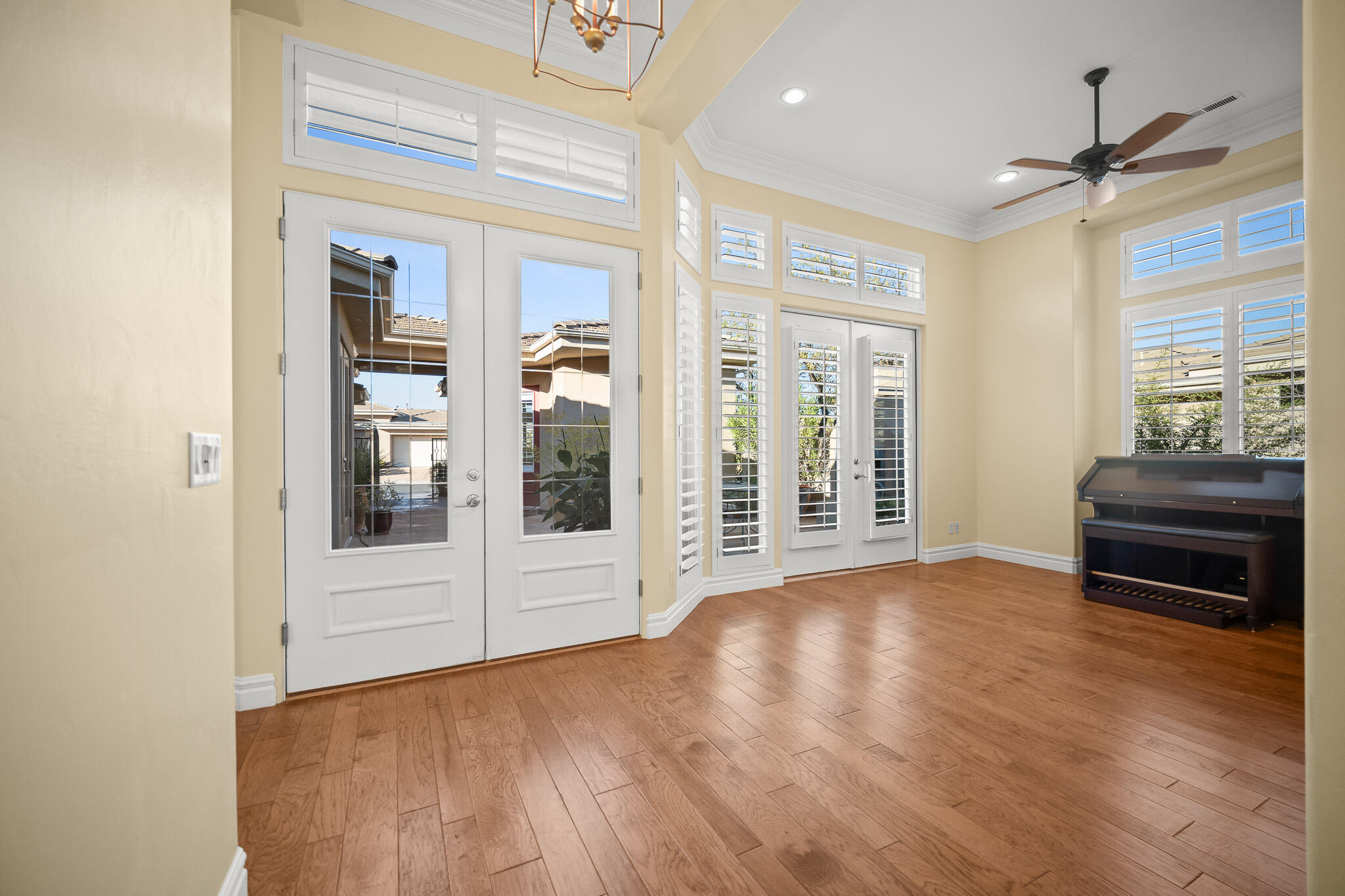 BELLSERA TOWNHOMES AT SUNBROOK - Residential