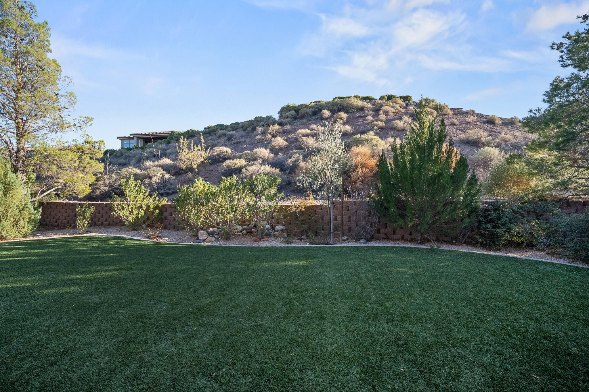 BELLSERA TOWNHOMES AT SUNBROOK - Residential