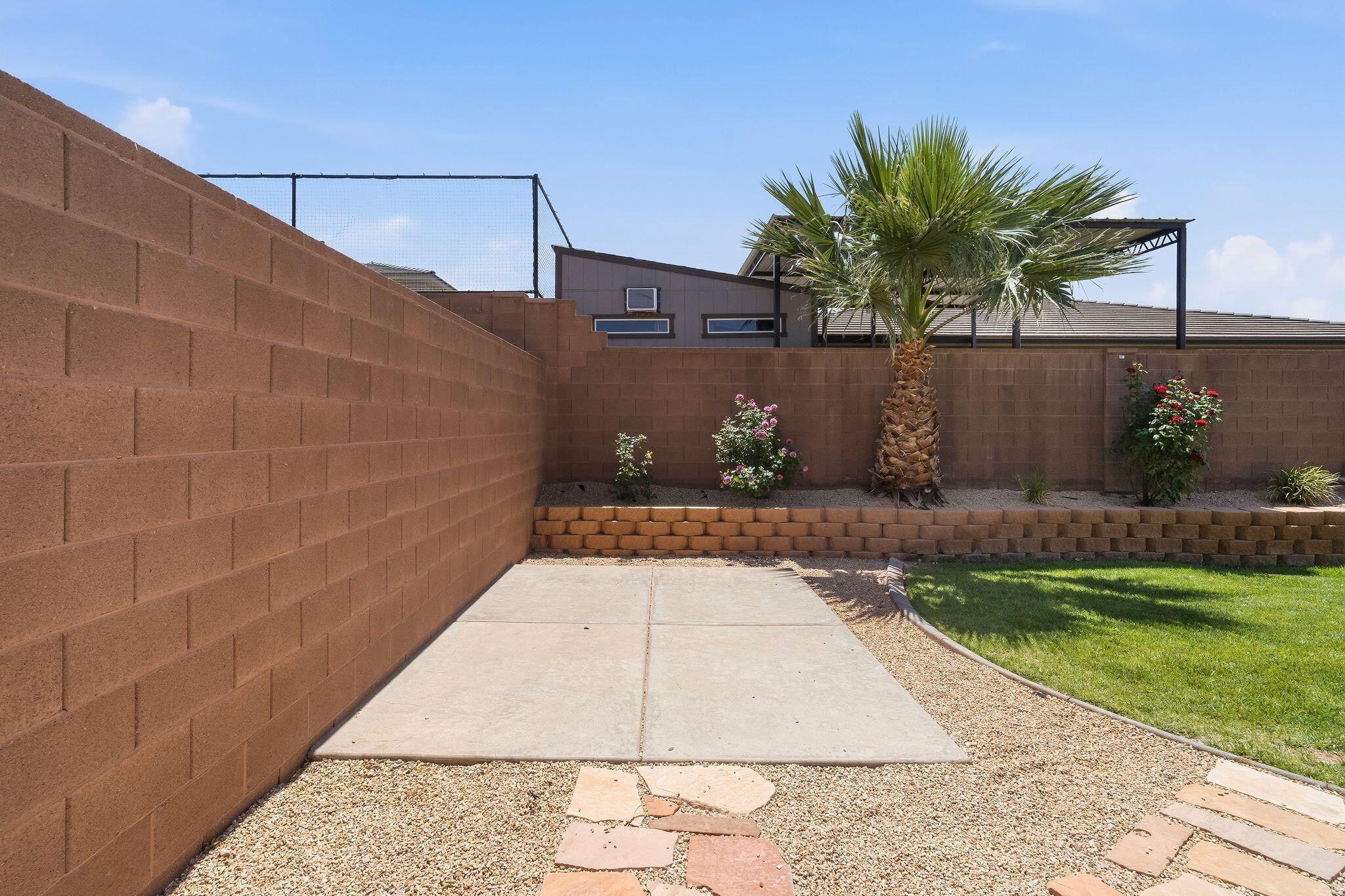 SEQUOIA ESTATES - Residential
