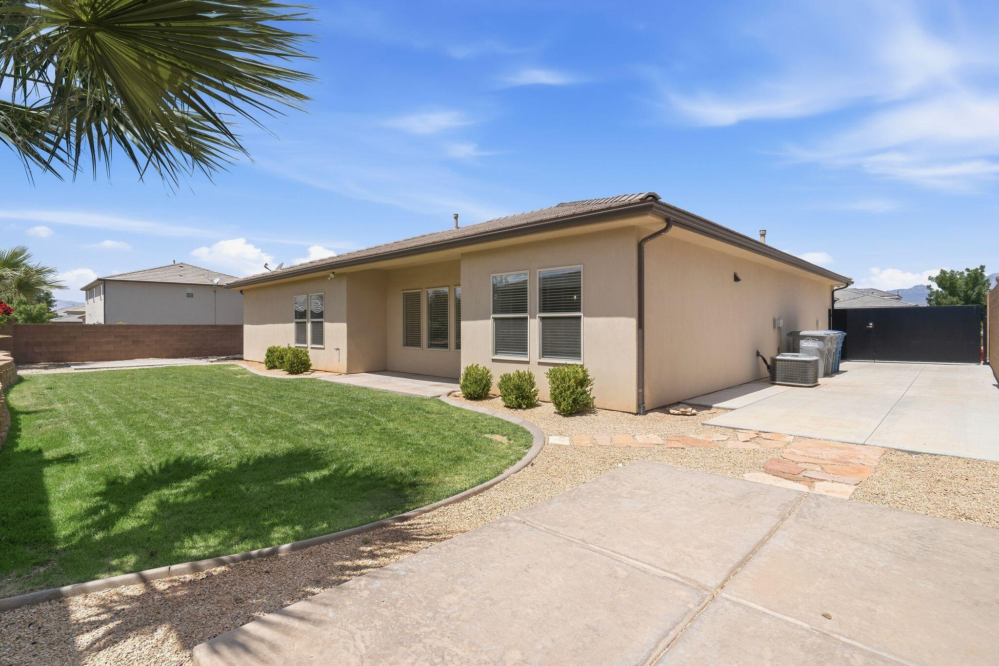 SEQUOIA ESTATES - Residential