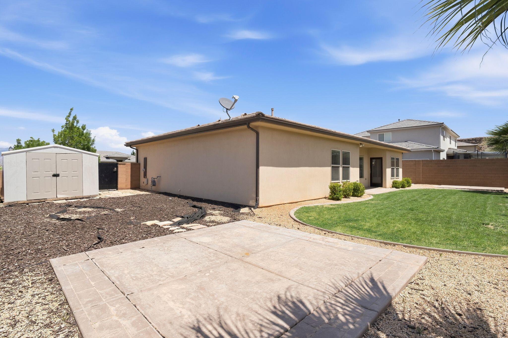 SEQUOIA ESTATES - Residential