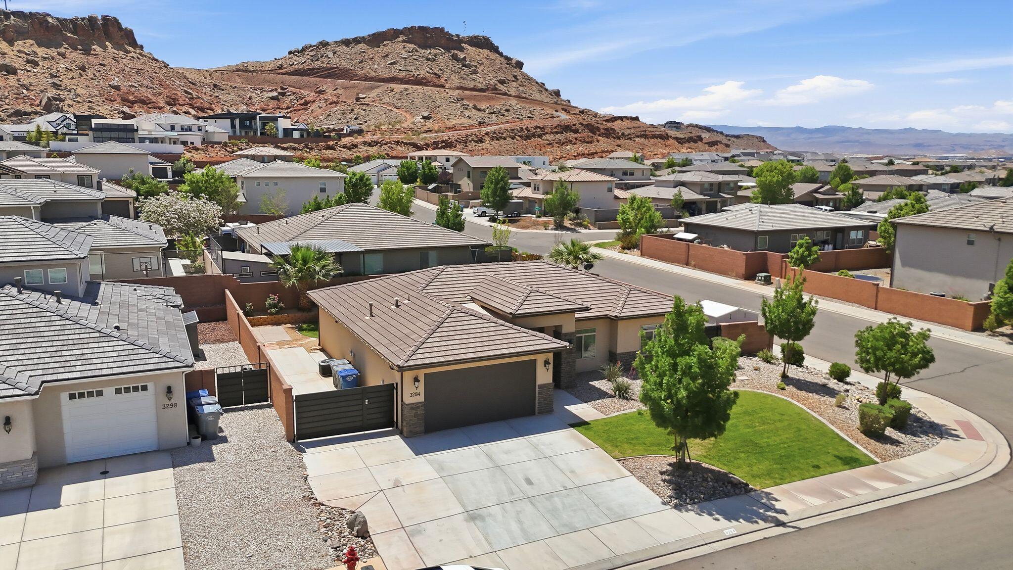 SEQUOIA ESTATES - Residential