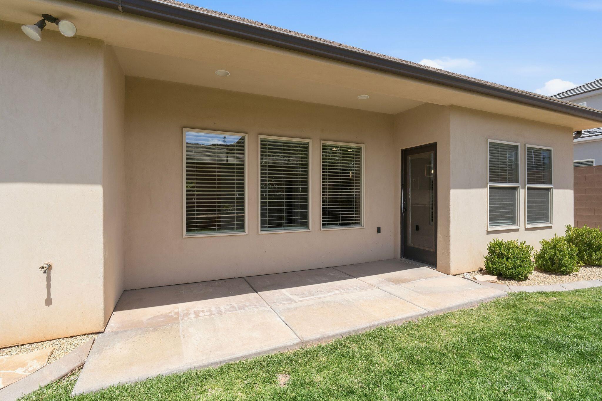SEQUOIA ESTATES - Residential