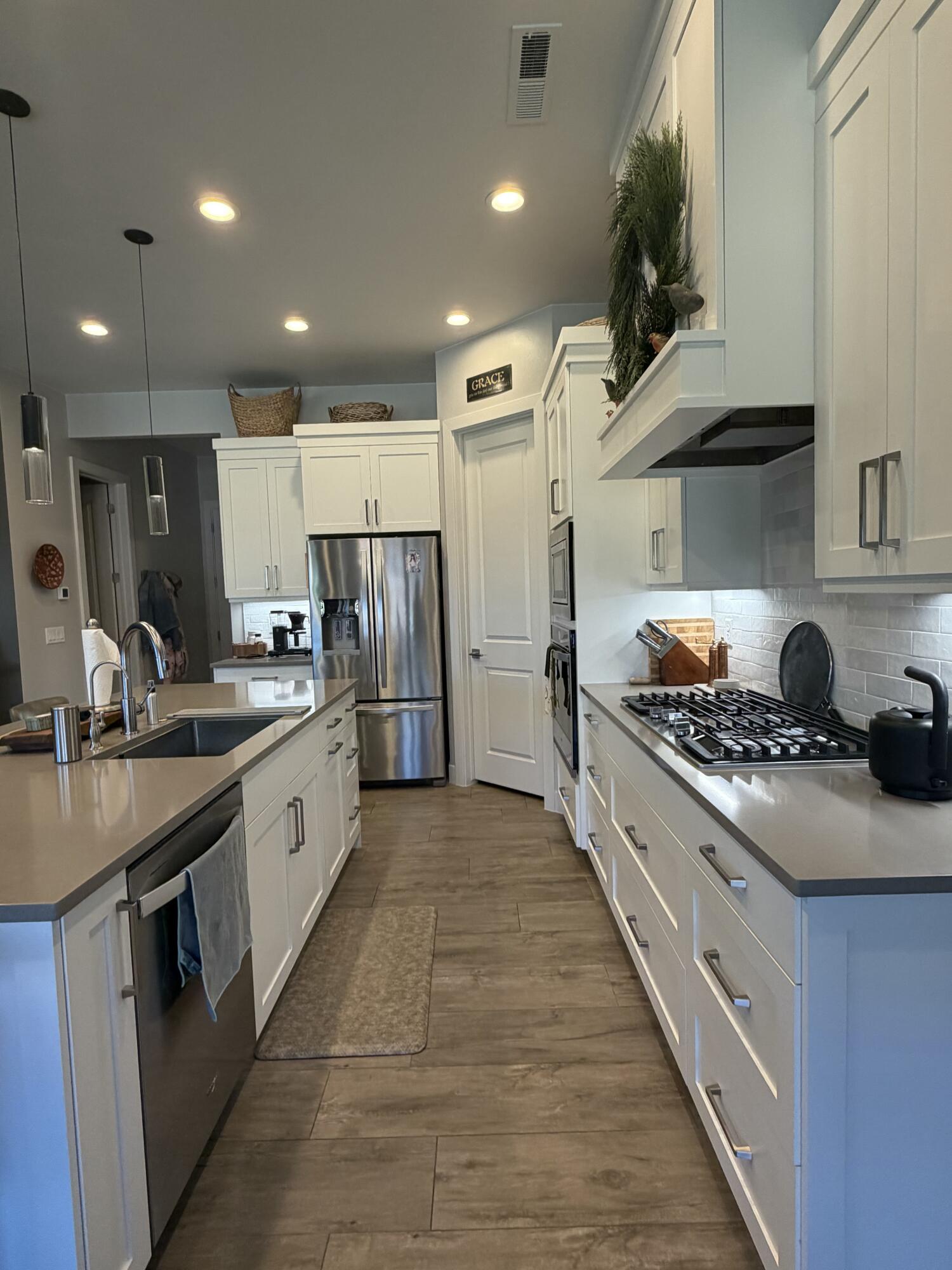 MOJAVE MESA - Residential