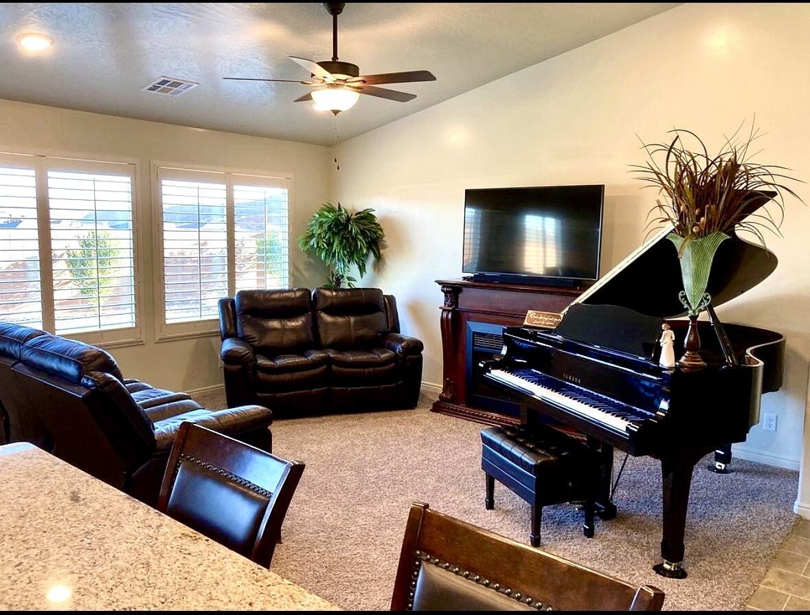 ELMWOOD ESTATES - Residential