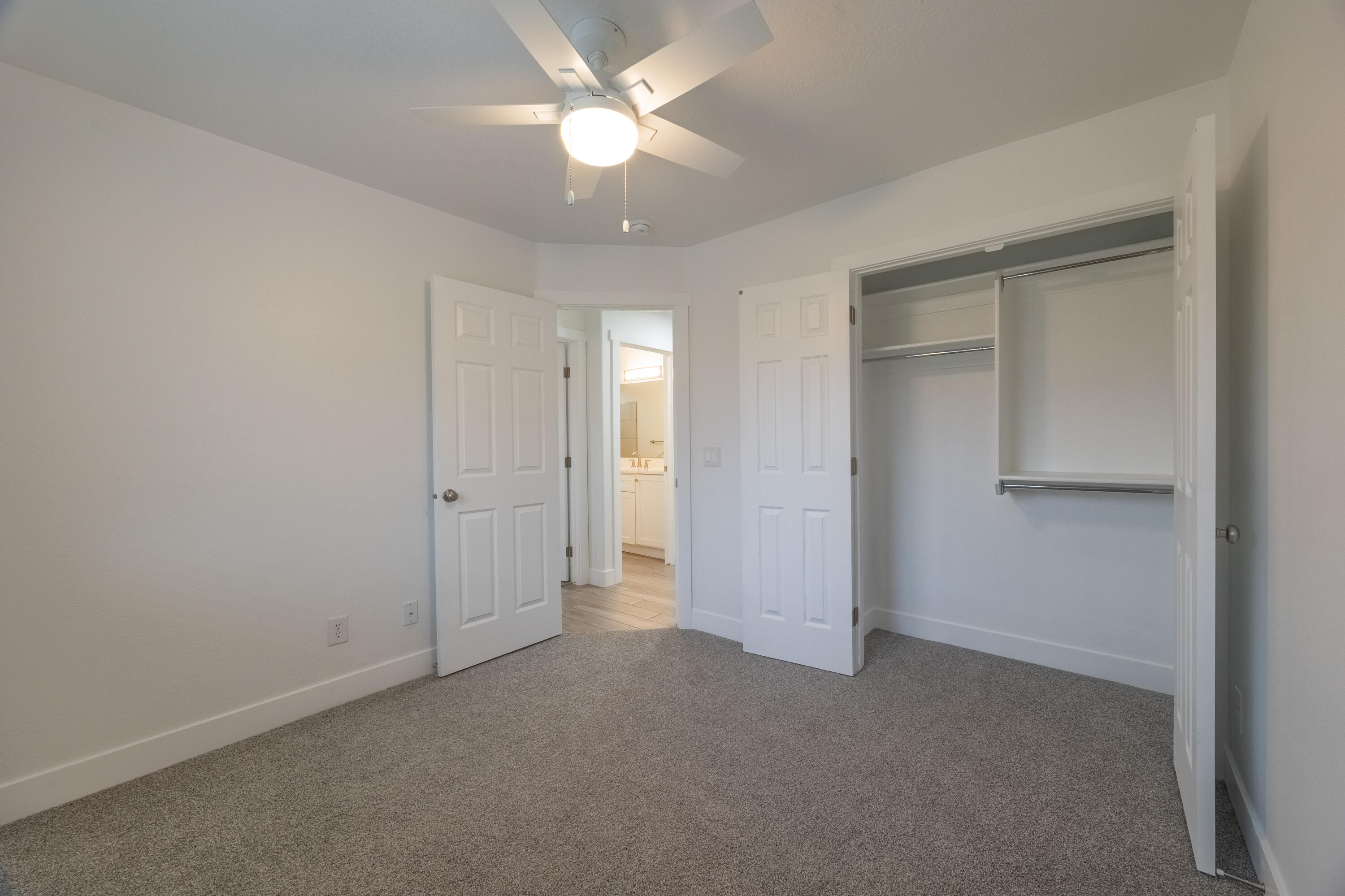 ROYAL OAKS - Residential