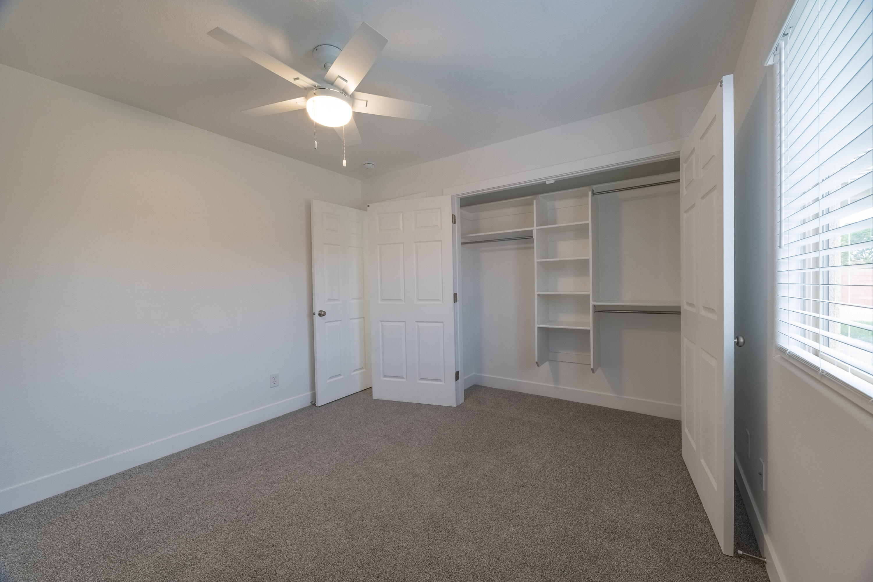 ROYAL OAKS - Residential