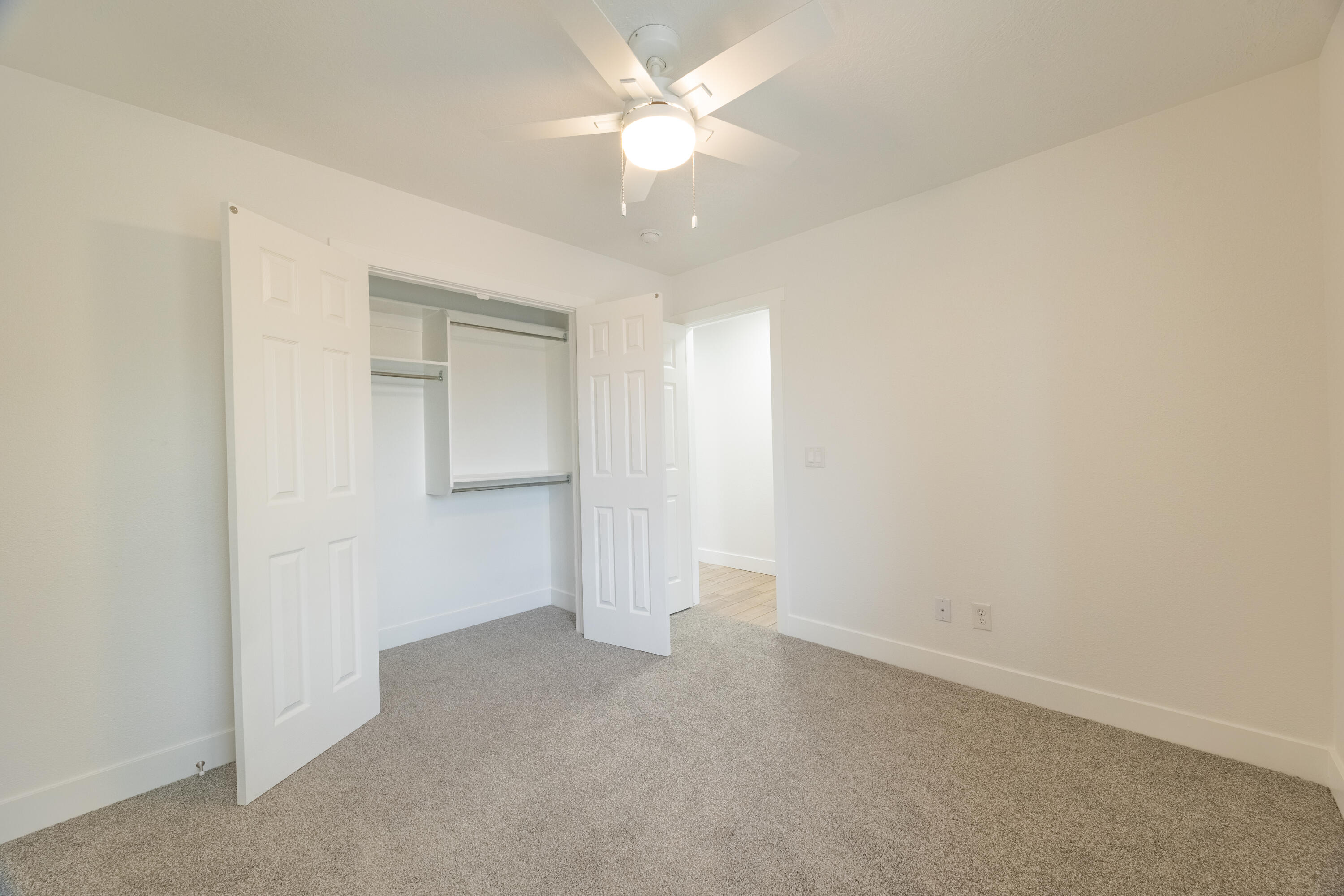 ROYAL OAKS - Residential