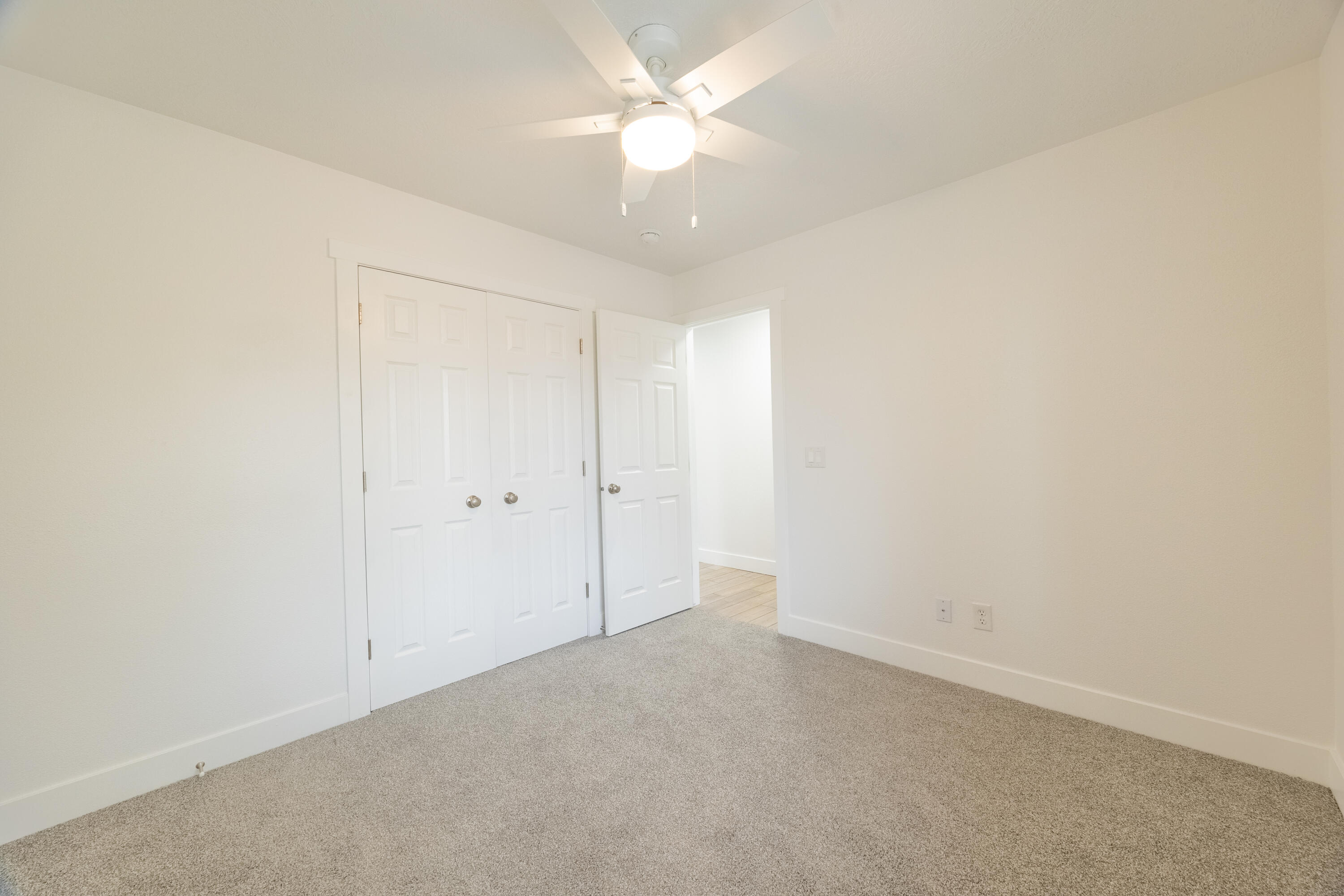 ROYAL OAKS - Residential