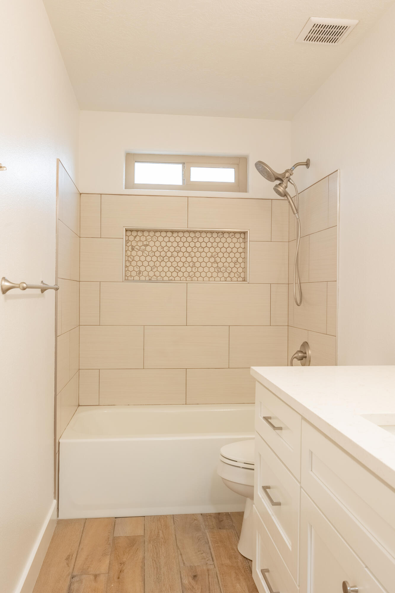 ROYAL OAKS - Residential