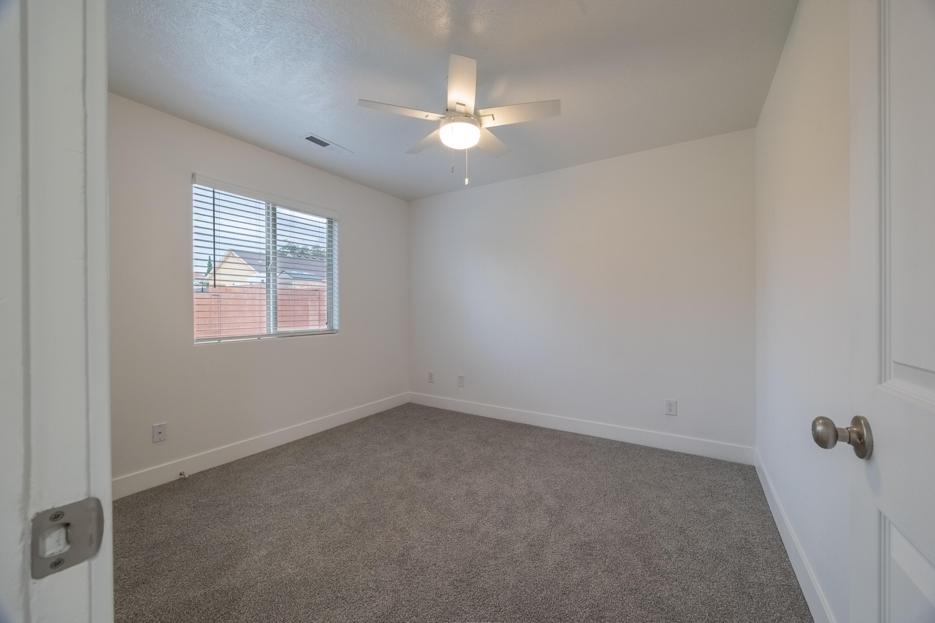 ROYAL OAKS - Residential