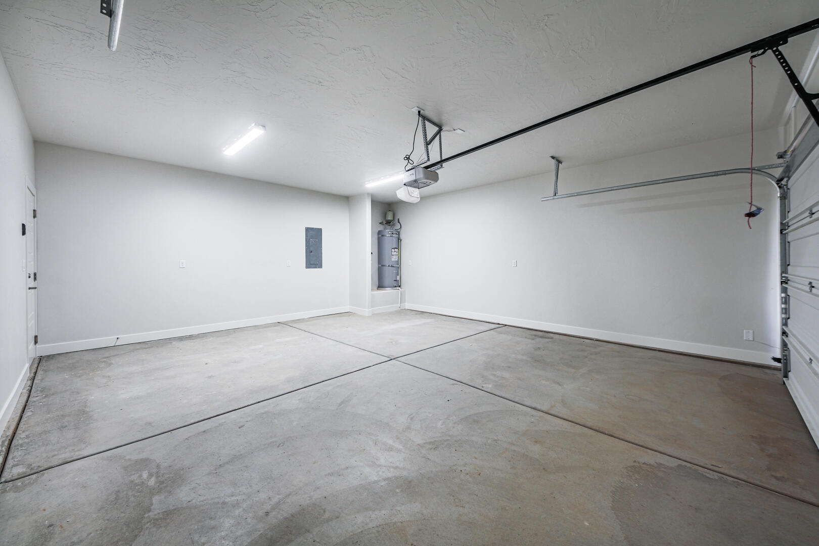 MUSTANG VALLEY TOWNHOMES - Residential Income