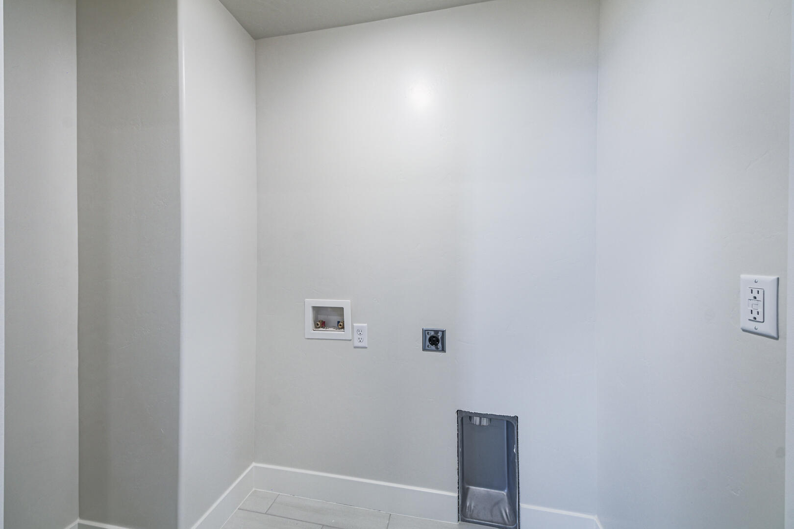 MUSTANG VALLEY TOWNHOMES - Residential Income