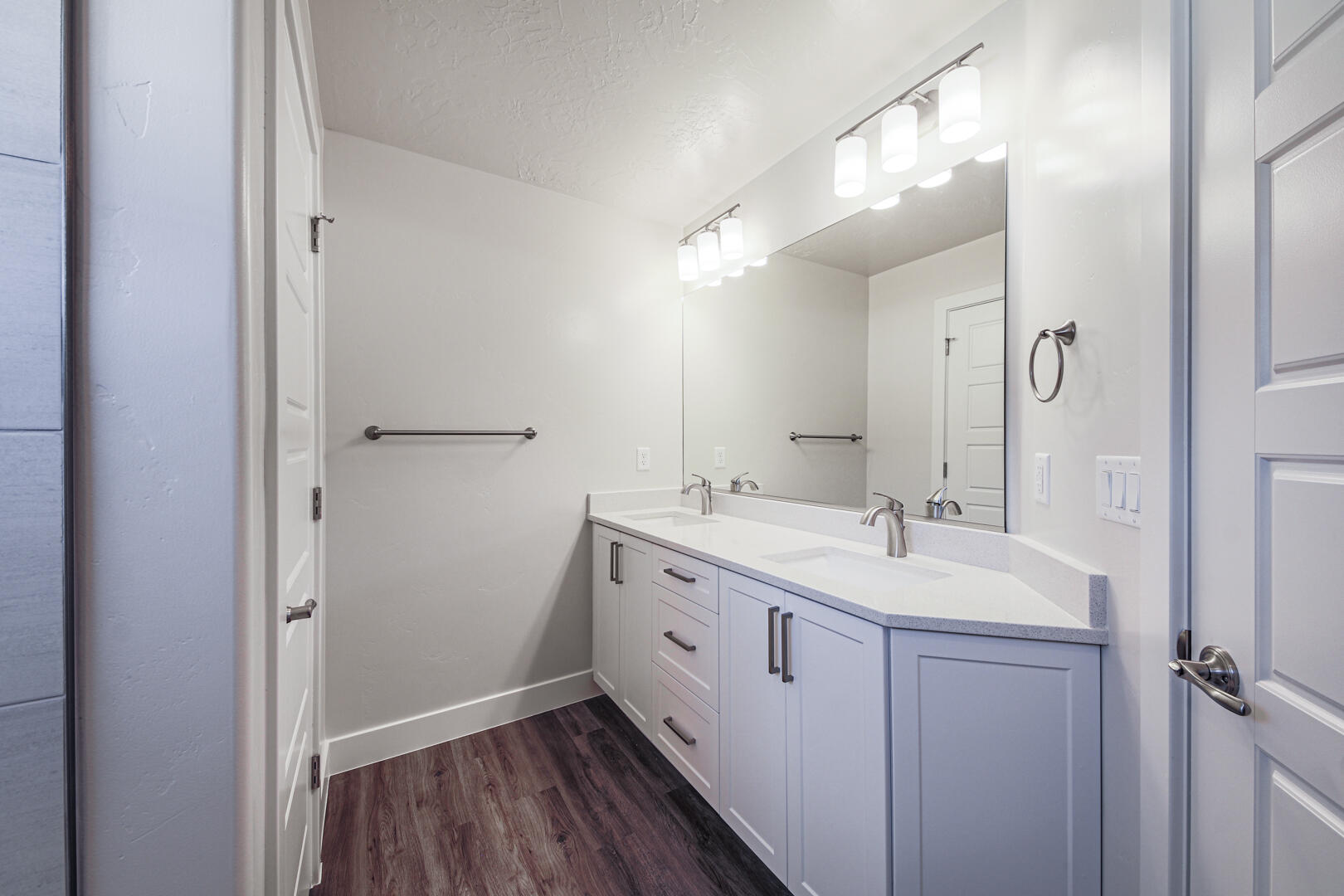 MUSTANG VALLEY TOWNHOMES - Residential Income