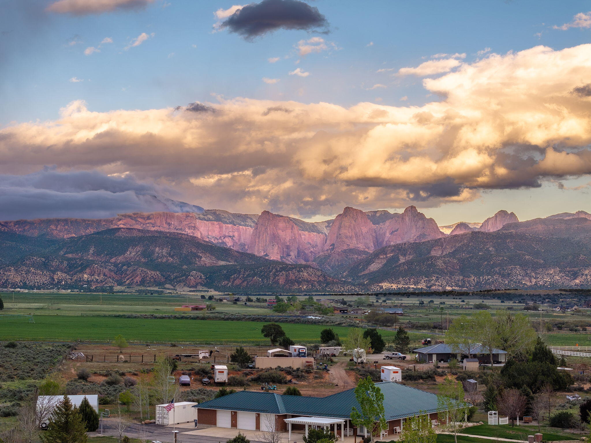 NEW HARMONY TOWNSITE - Residential