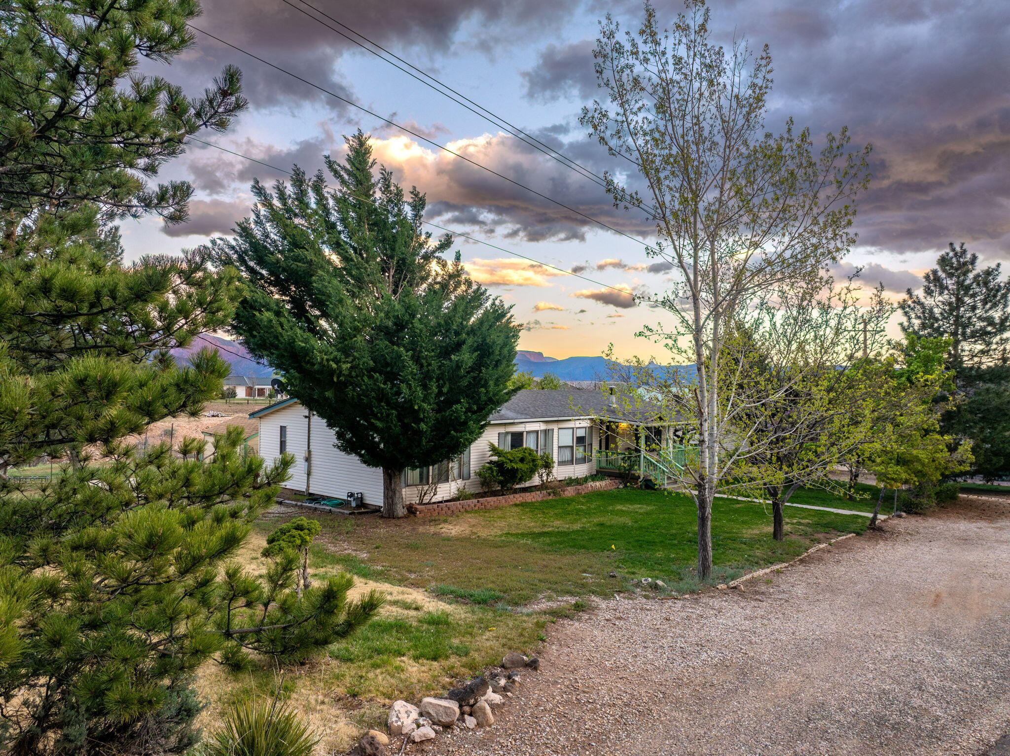 NEW HARMONY TOWNSITE - Residential