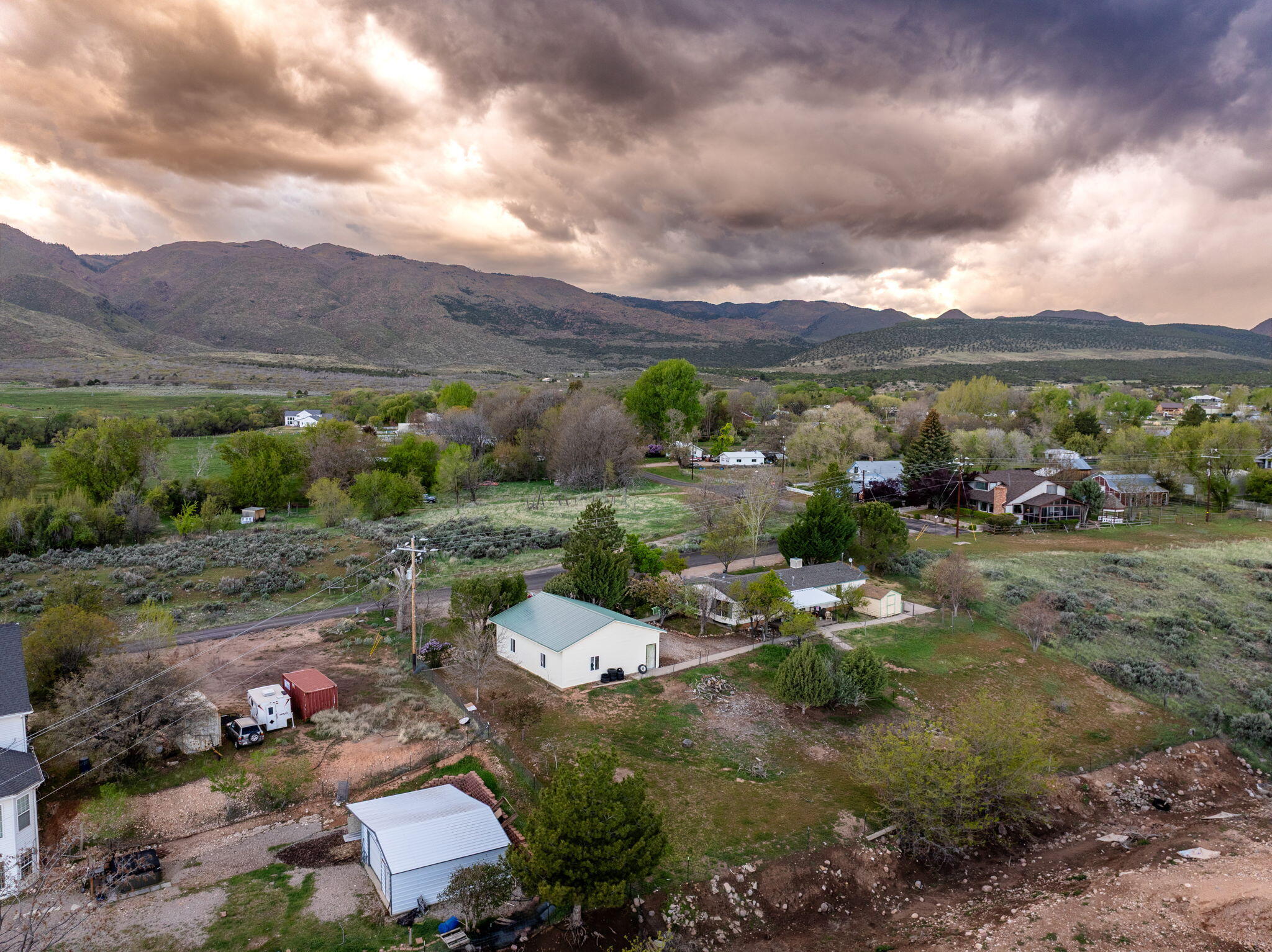 NEW HARMONY TOWNSITE - Residential