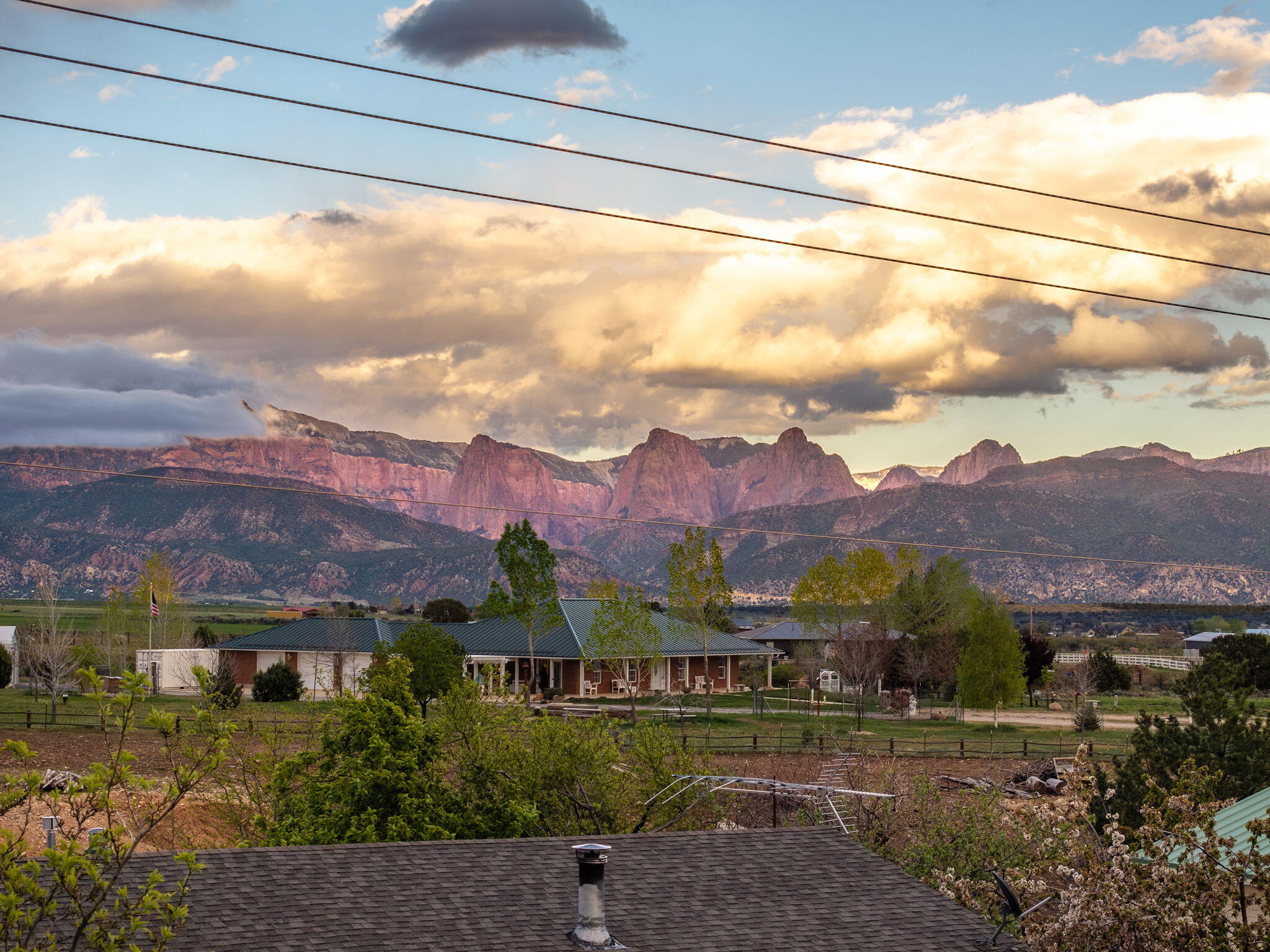 NEW HARMONY TOWNSITE - Residential