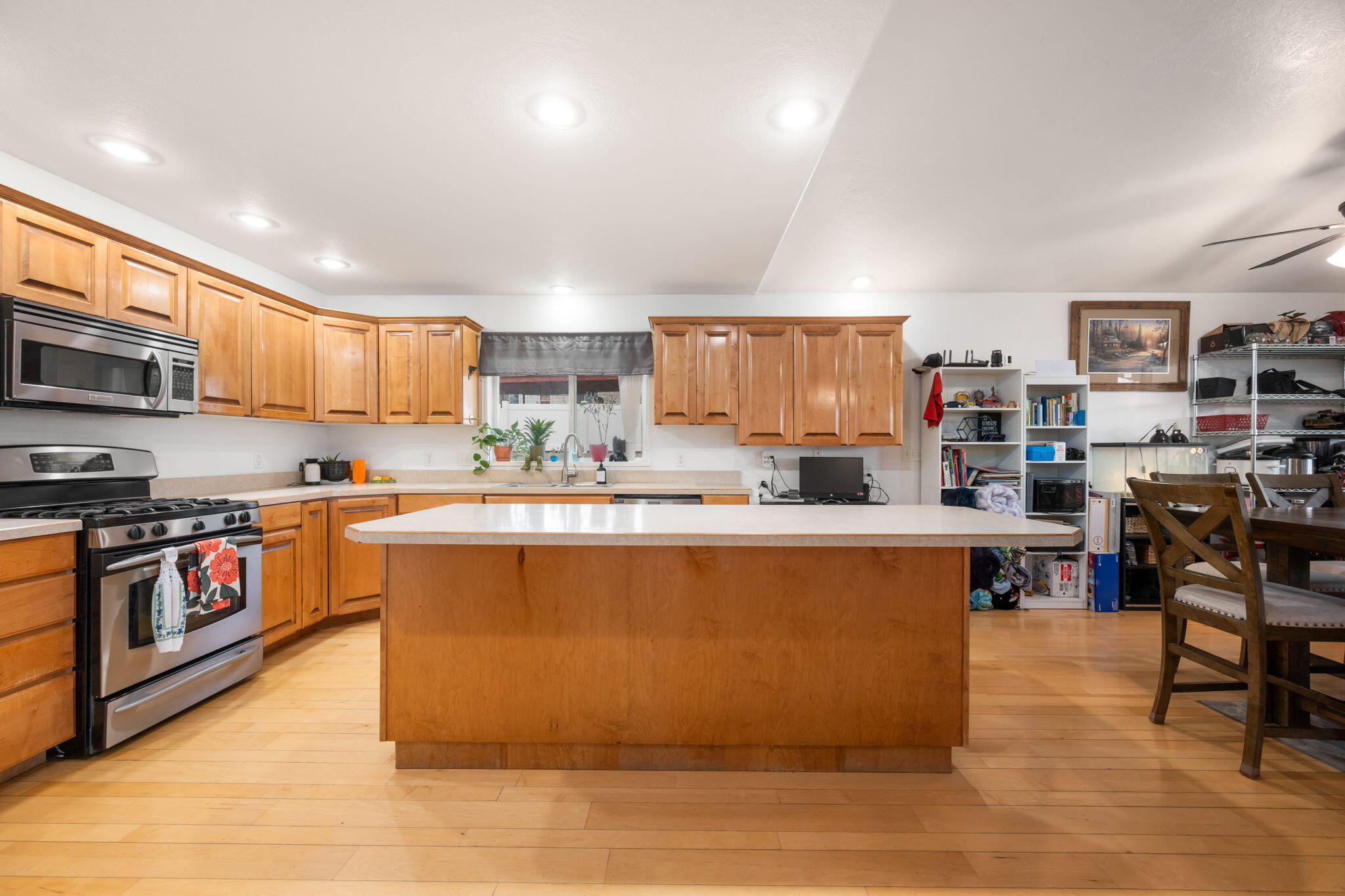 LAVERKIN TOWNSITE AND FIELD - Residential