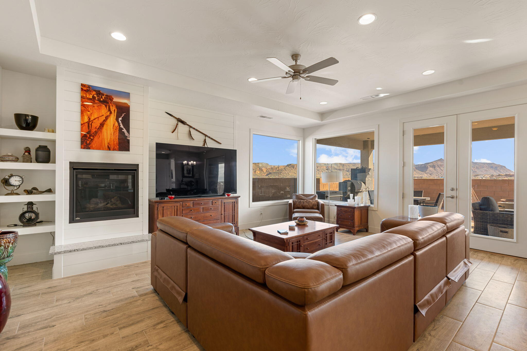 PAINTED SANDS - Residential